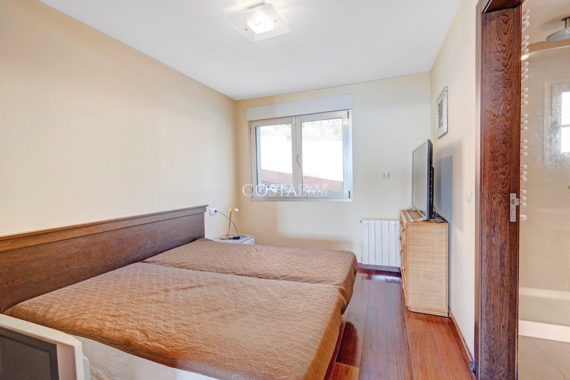 Resale - Villa -
Calpe - Les Bassetes