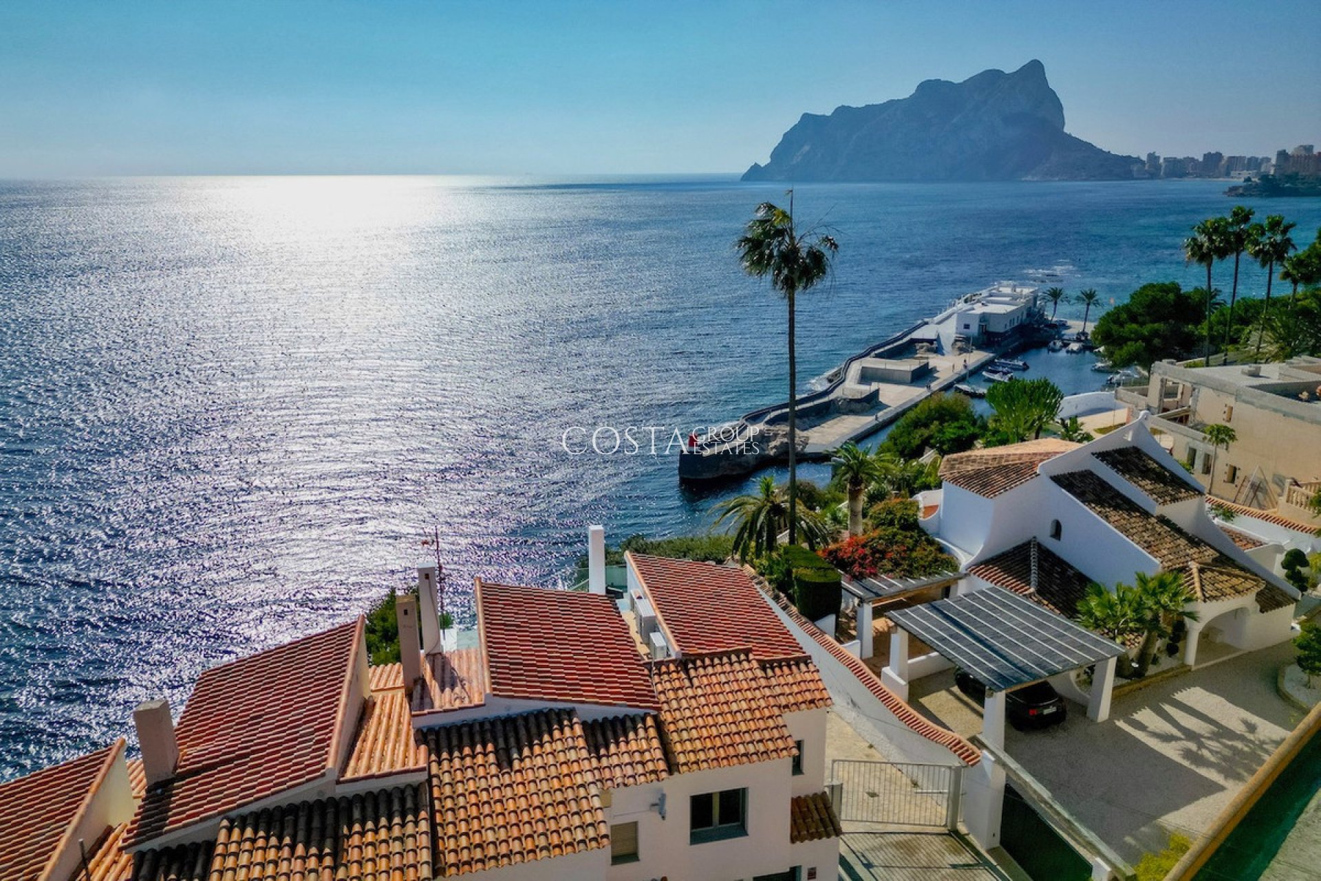 Resale - Villa -
Calpe - Les Bassetes