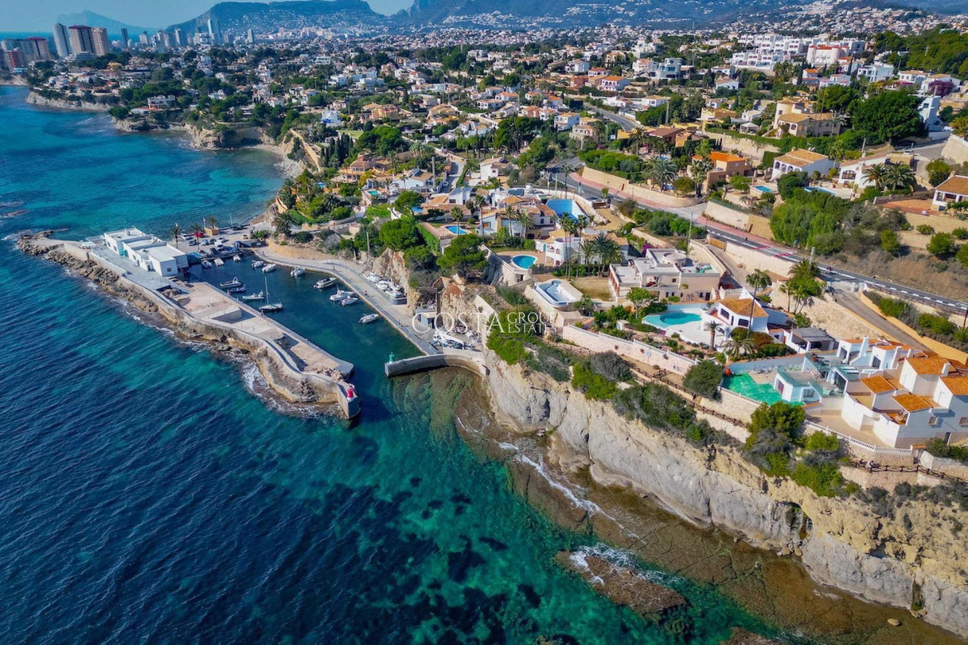 Resale - Villa -
Calpe - Les Bassetes