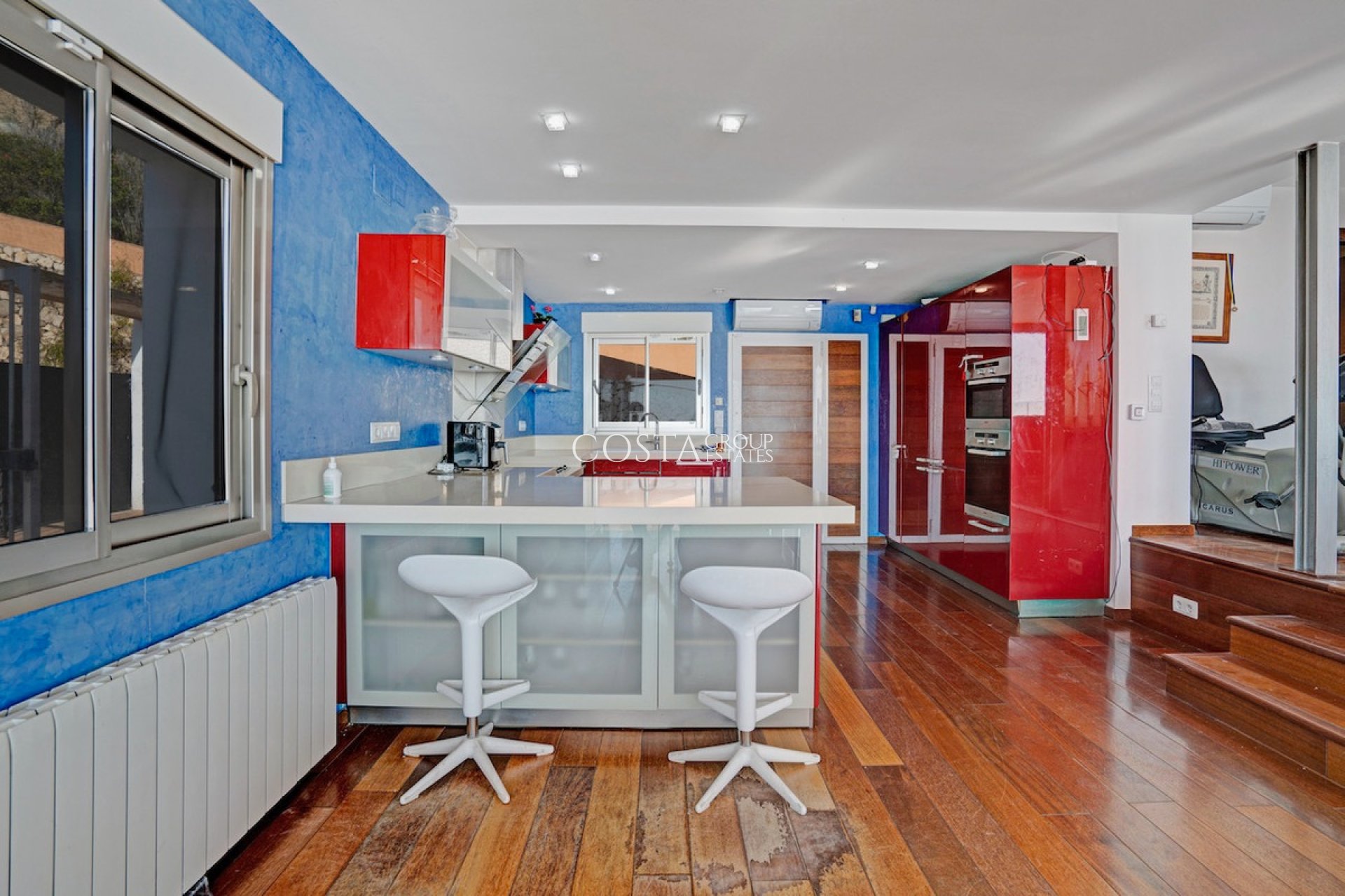 Resale - Villa -
Calpe - Les Bassetes