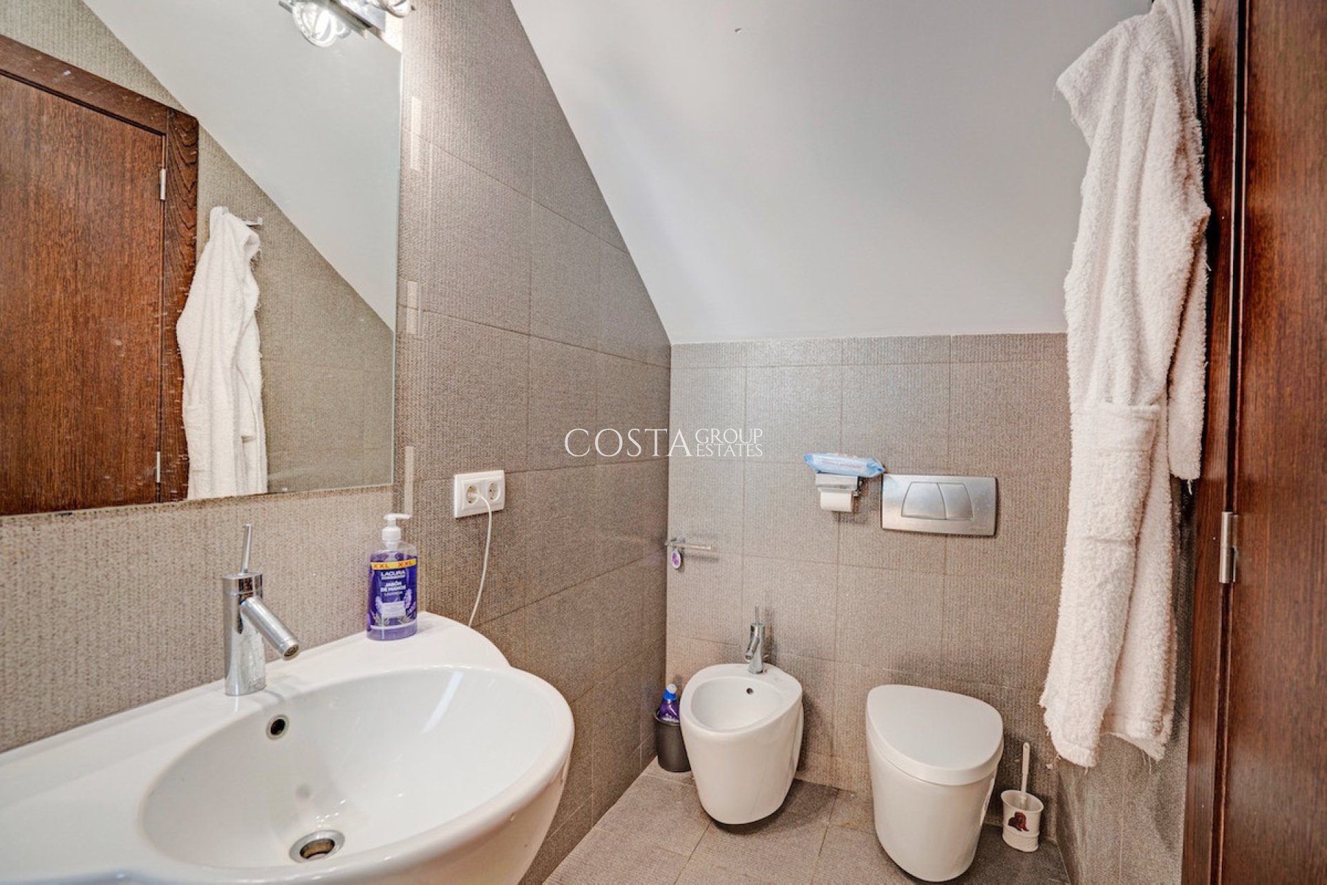 Resale - Villa -
Calpe - Les Bassetes