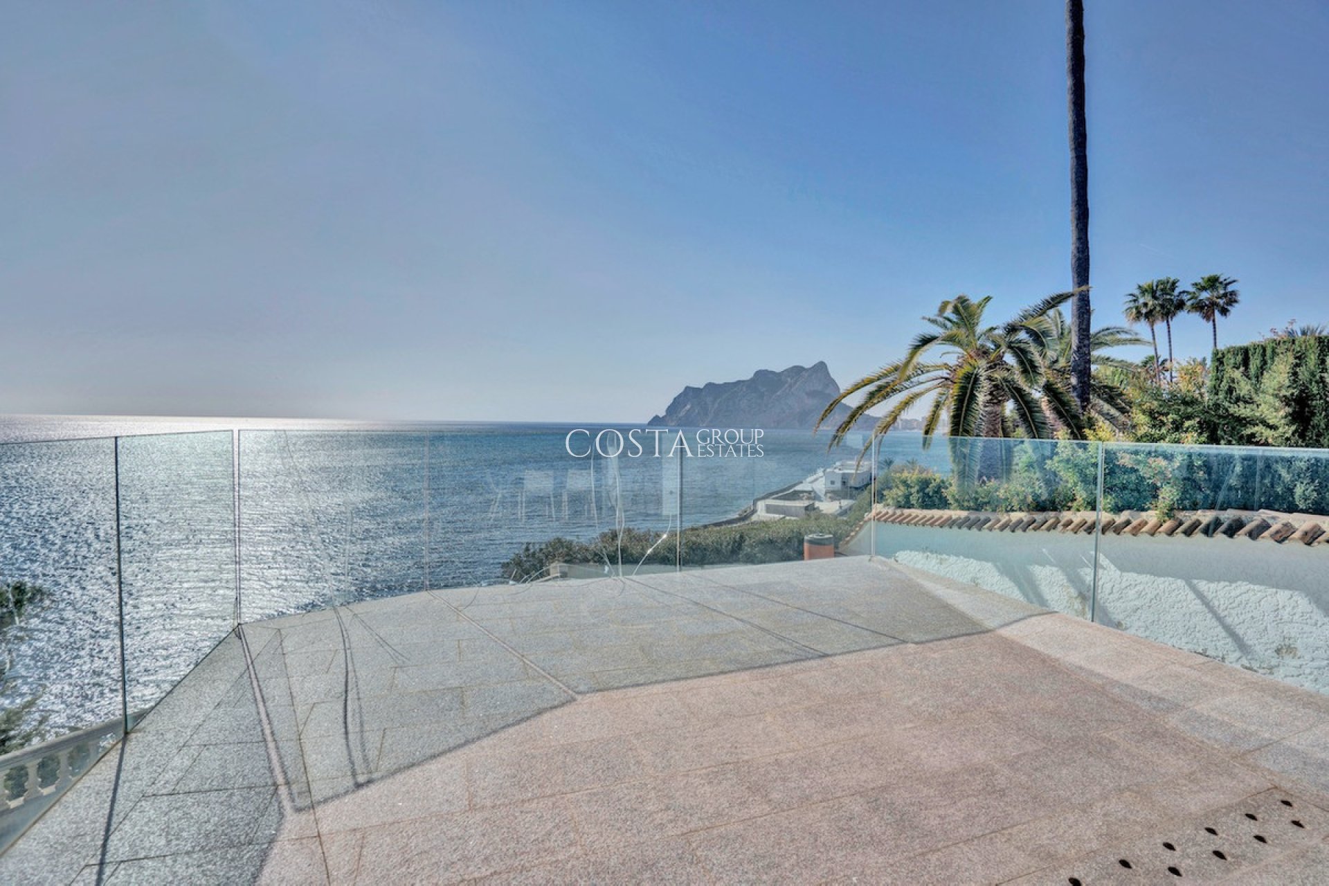 Resale - Villa -
Calpe - Les Bassetes