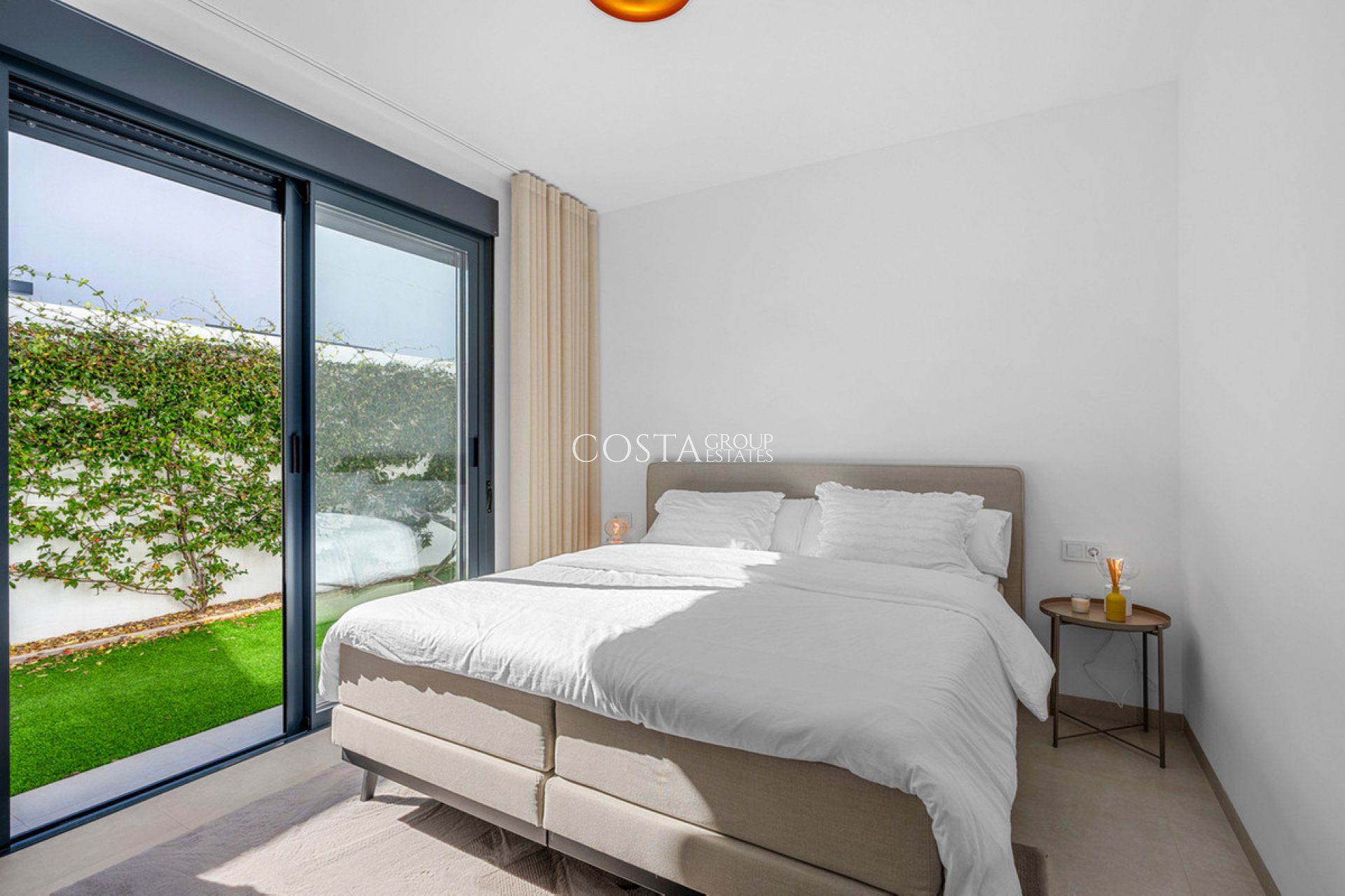 Resale - Villa -
Cartagena - Mar De Cristal