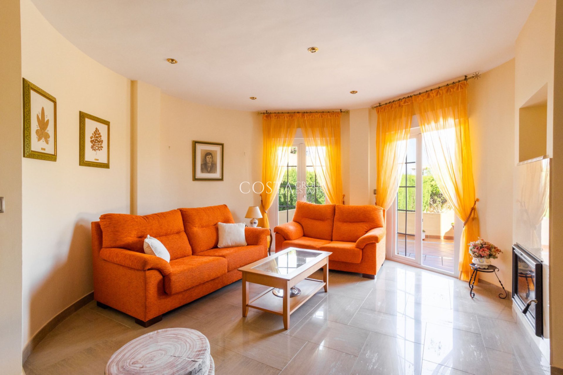 Resale - Villa -
Cartagena - Playa Honda