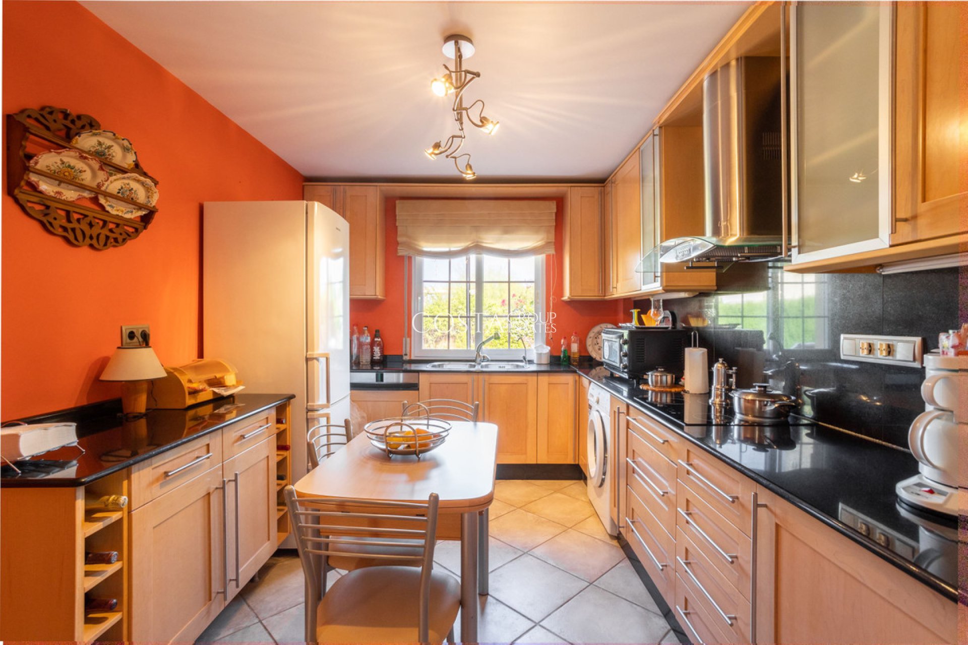 Resale - Villa -
Cartagena - Playa Honda