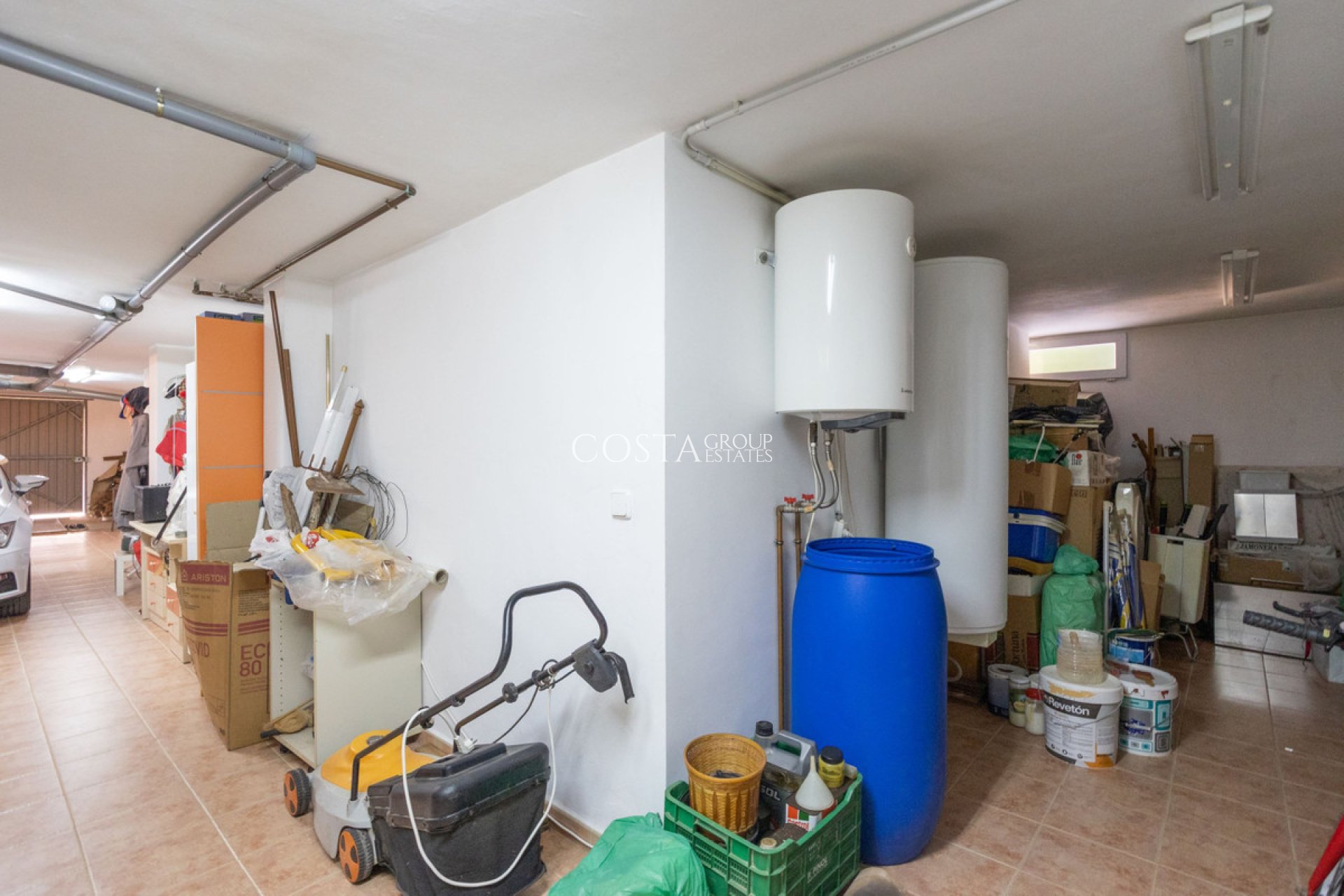 Resale - Villa -
Cartagena - Playa Honda