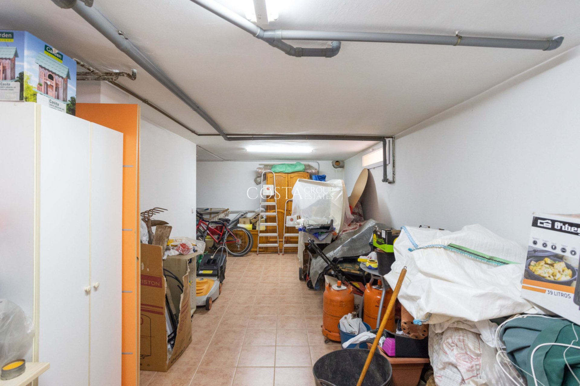 Resale - Villa -
Cartagena - Playa Honda