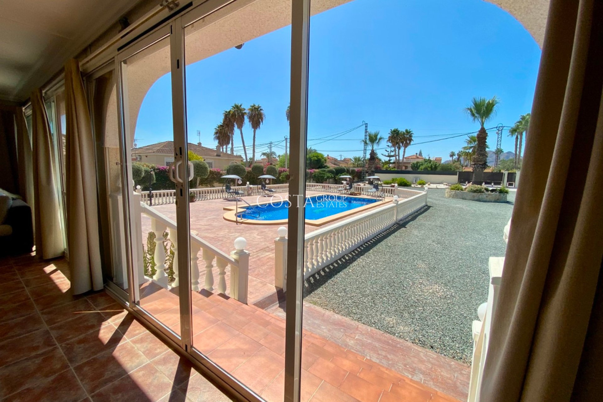 Resale - Villa -
Catral - Catral Centro