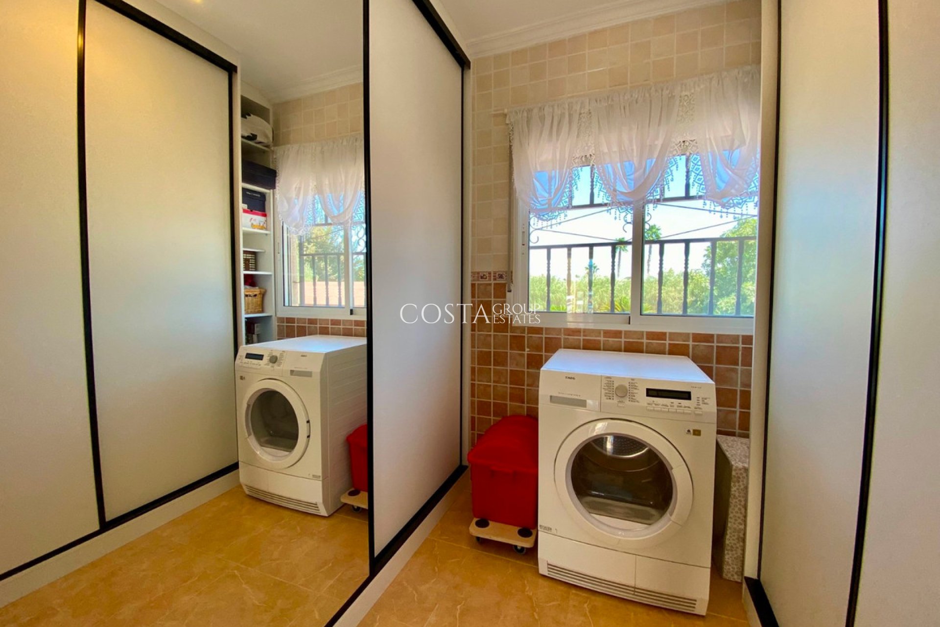 Resale - Villa -
Catral - Catral Centro