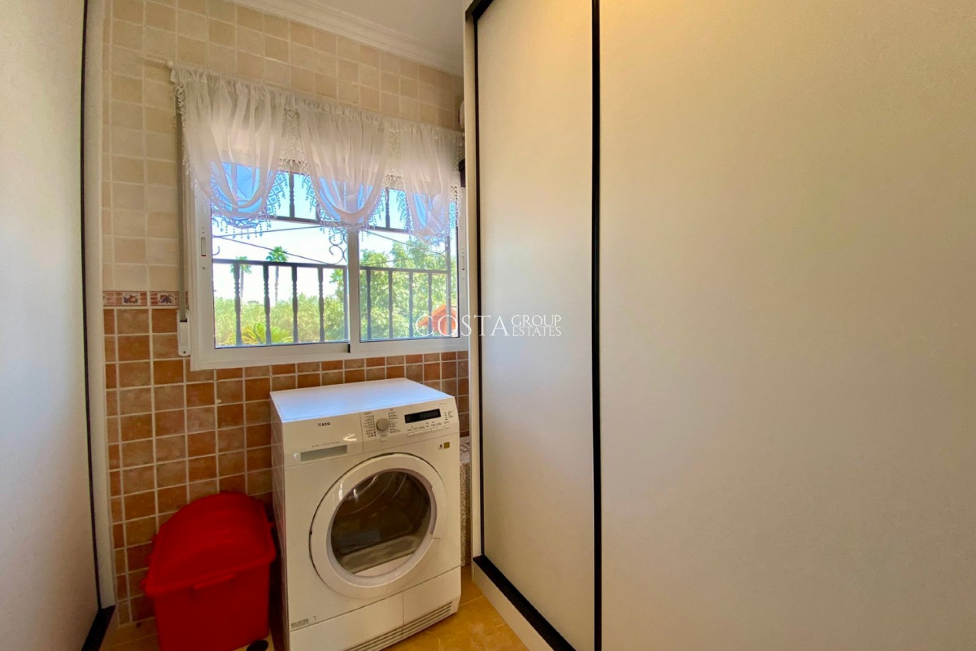 Resale - Villa -
Catral - Catral Centro