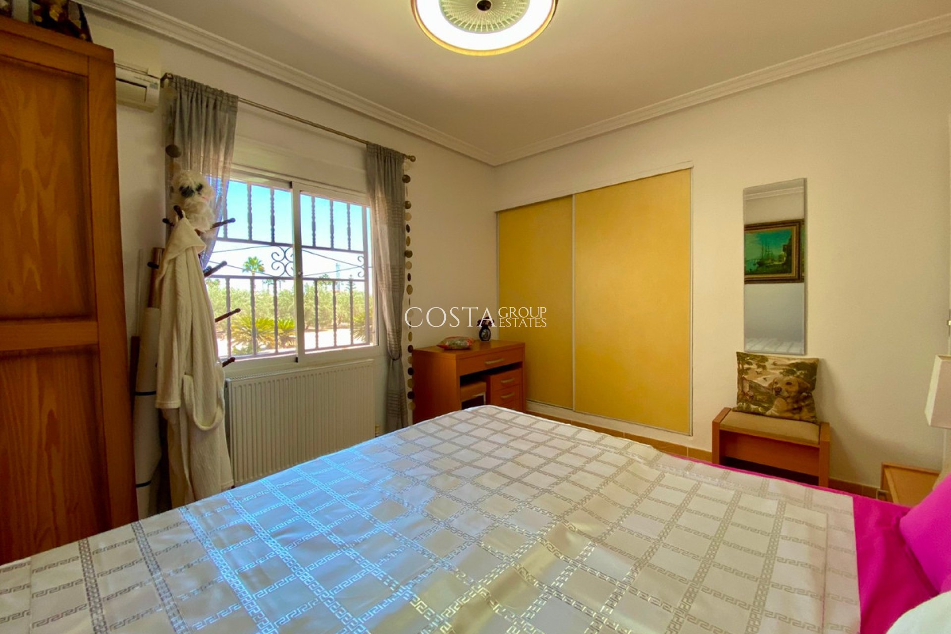 Resale - Villa -
Catral - Catral Centro