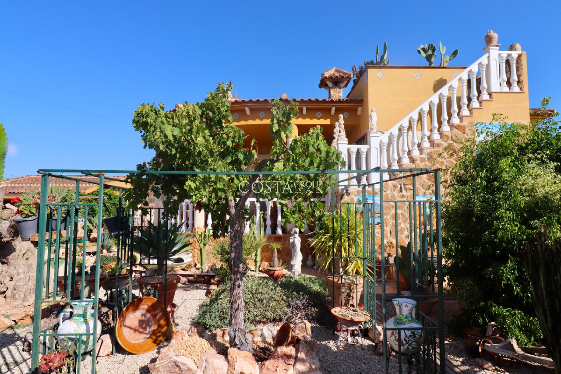 Resale - Villa -
Catral - Catral Centro