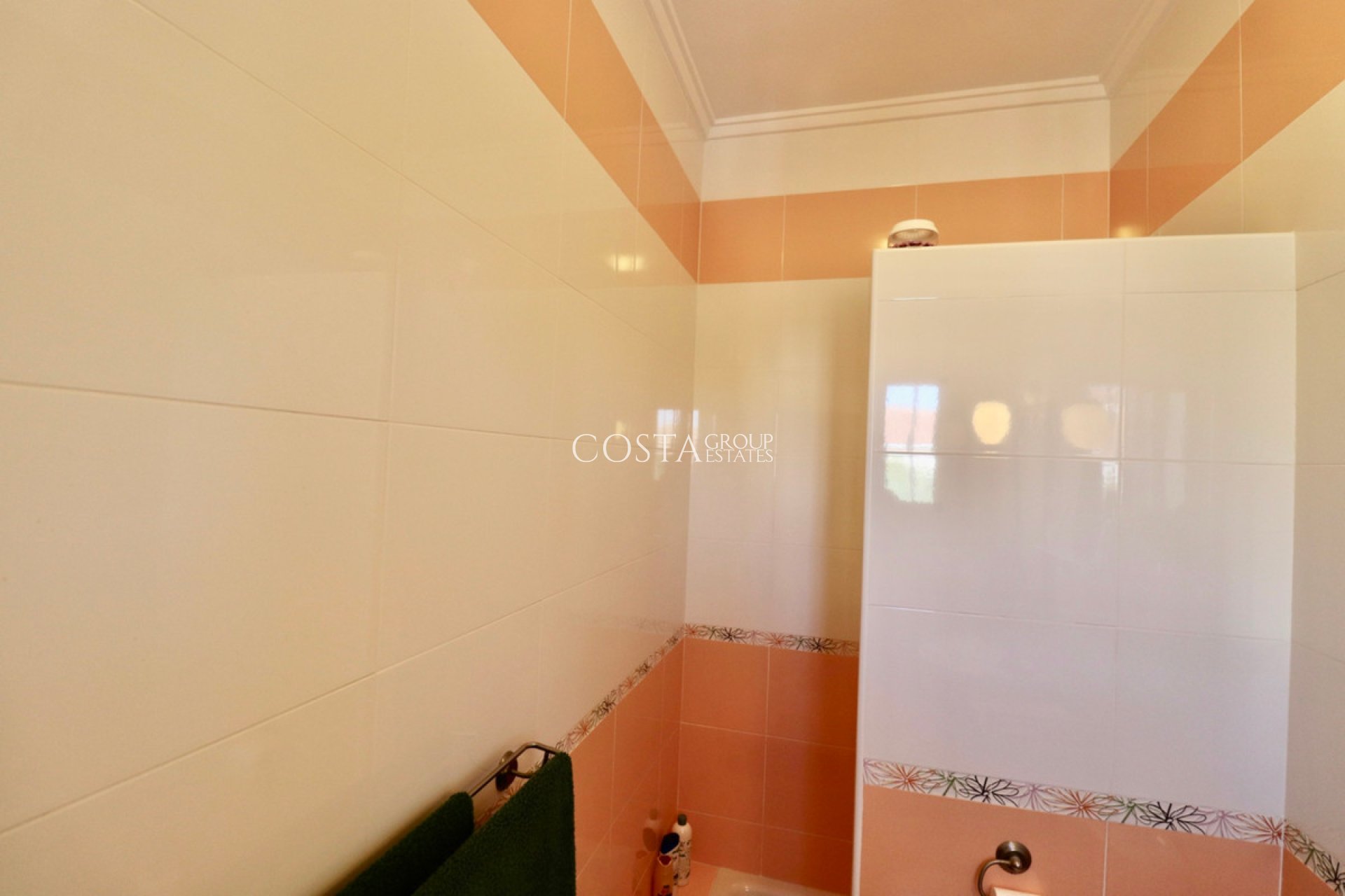 Resale - Villa -
Catral - Catral Centro