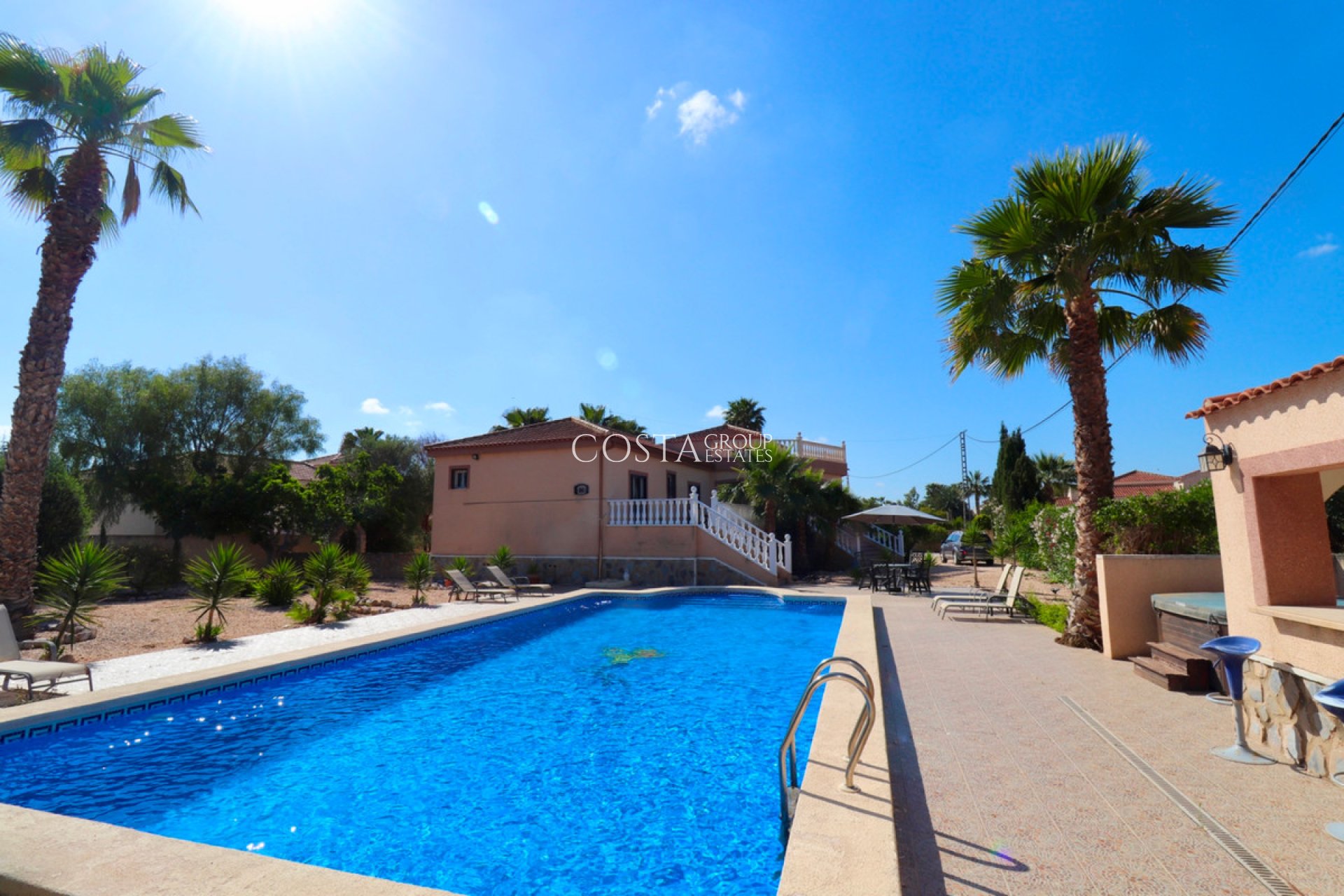 Resale - Villa -
Catral - Catral Centro