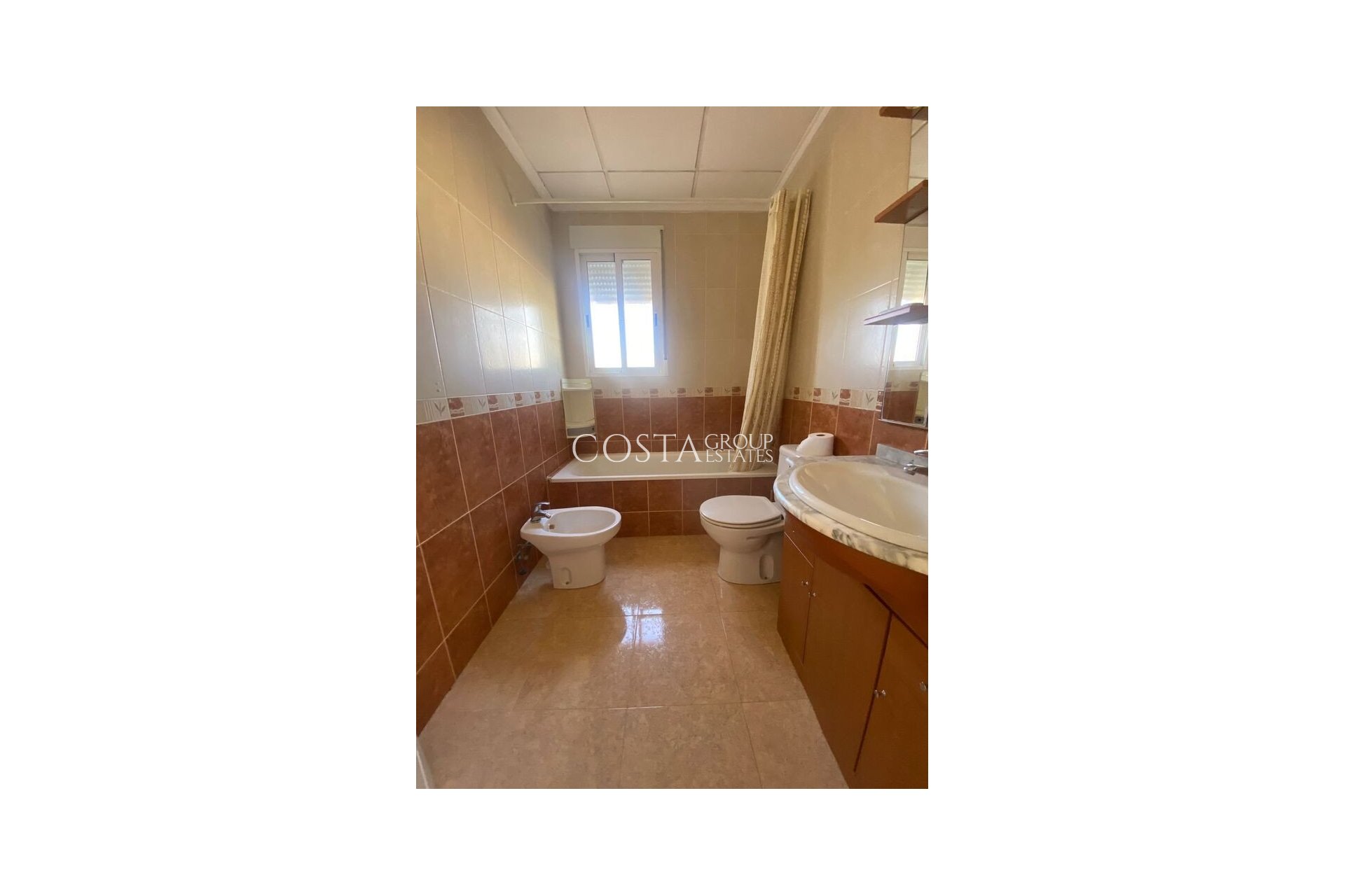 Resale - Villa -
Catral - Catral Centro