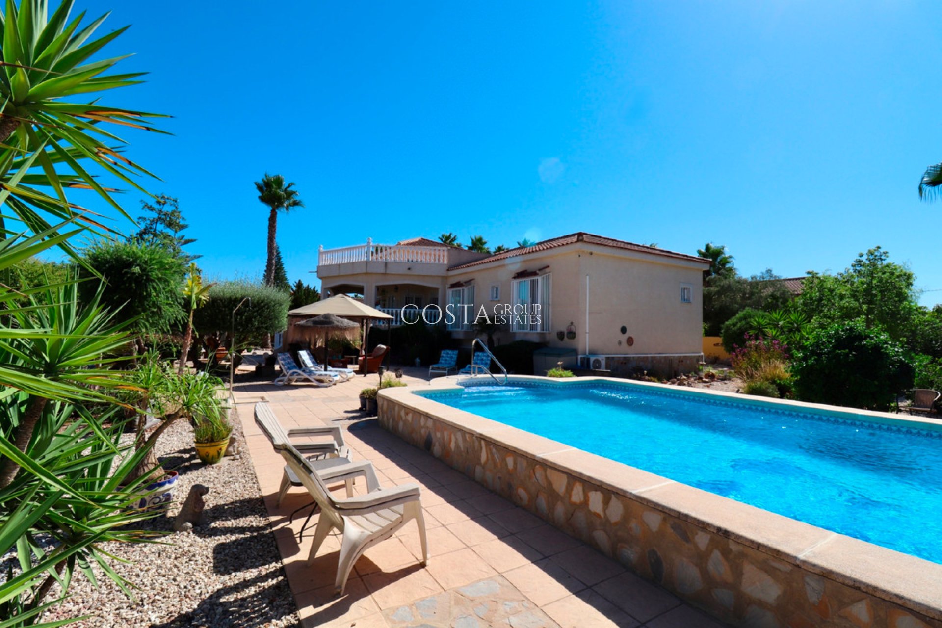 Resale - Villa -
Catral - Catral Centro