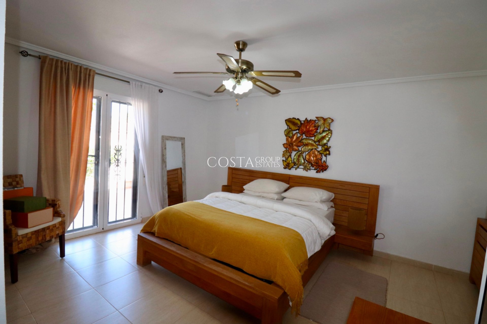 Resale - Villa -
Catral - Catral Centro