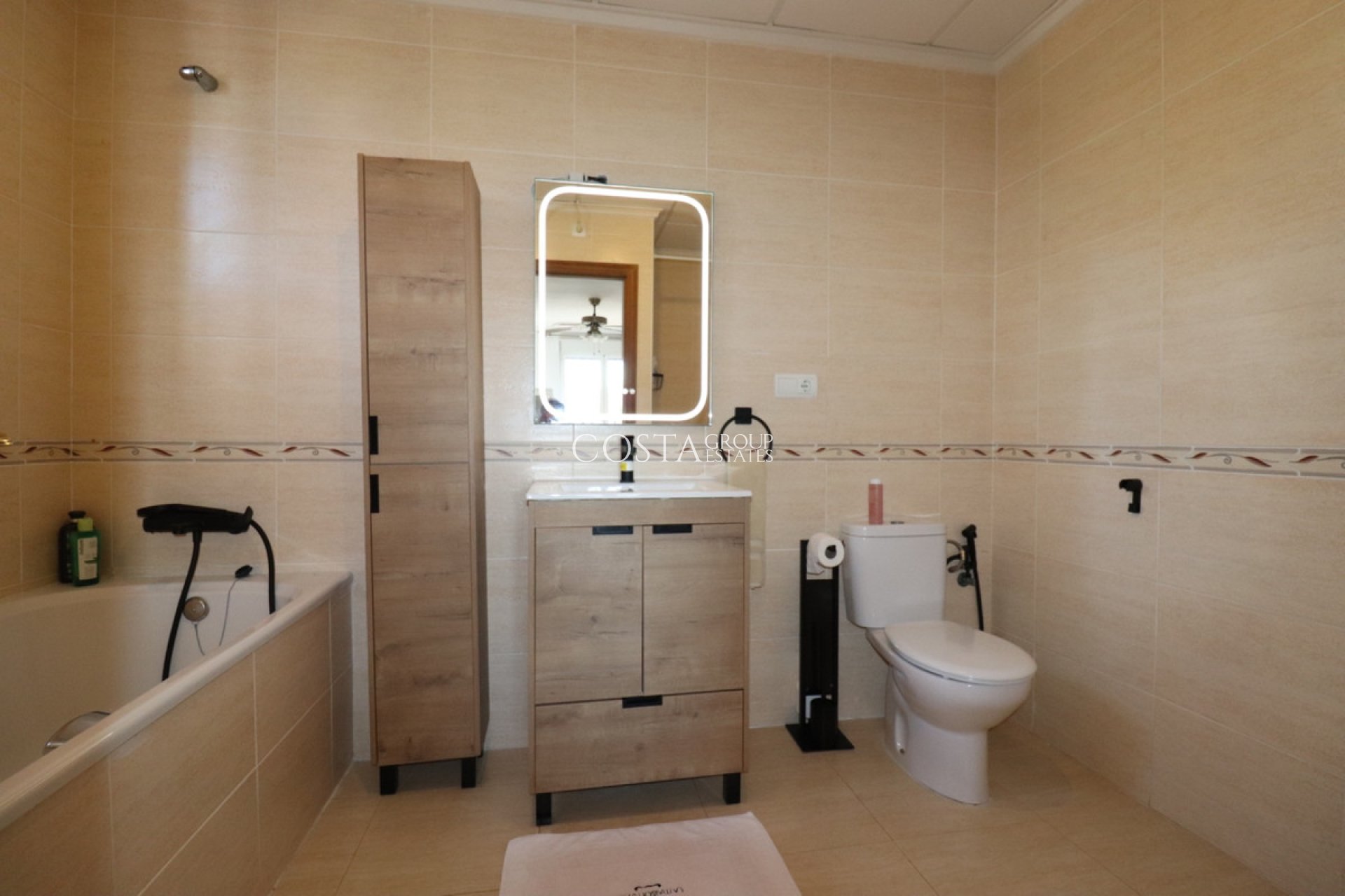 Resale - Villa -
Catral - Catral Centro