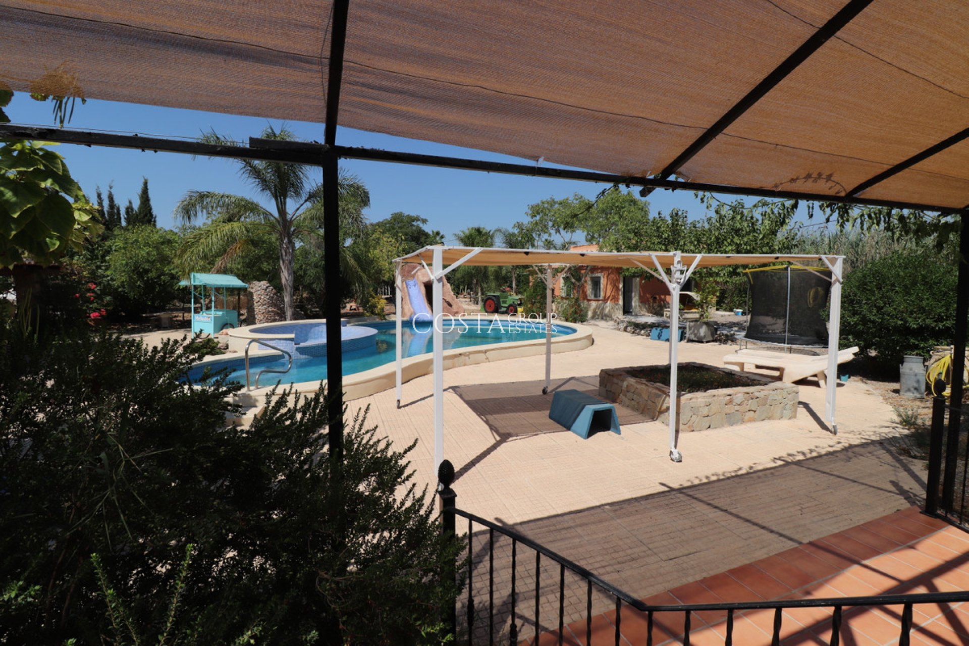 Resale - Villa -
Catral - Catral Centro