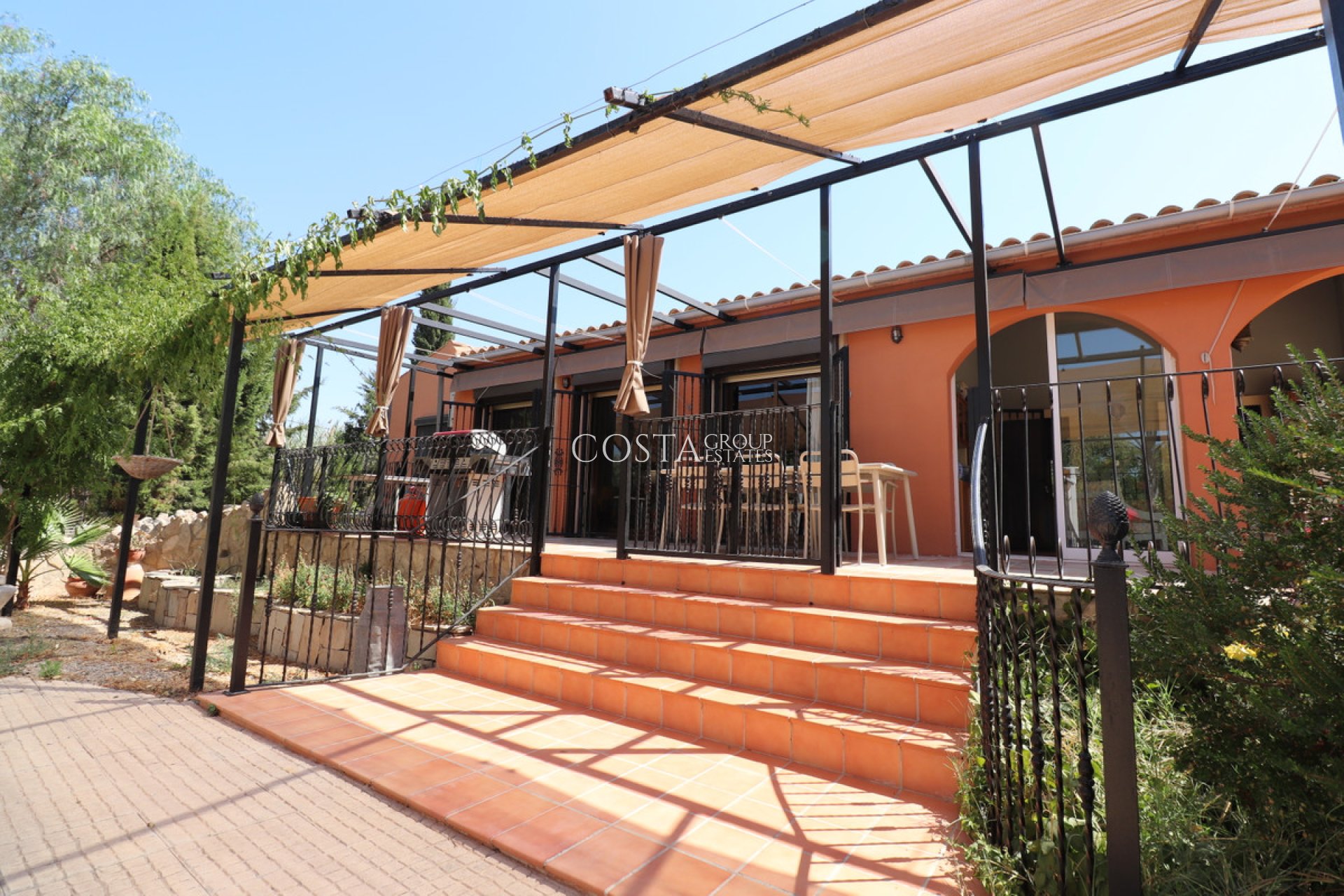 Resale - Villa -
Catral - Catral Centro