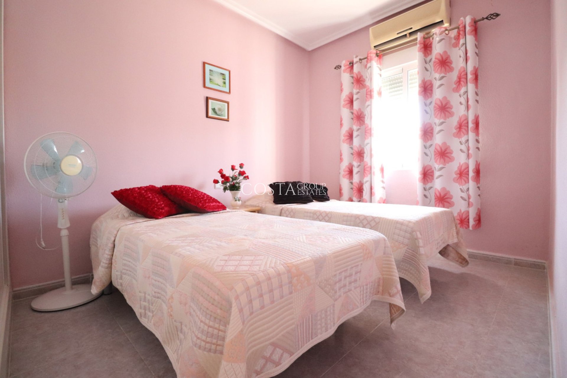 Resale - Villa -
Catral - Catral Centro