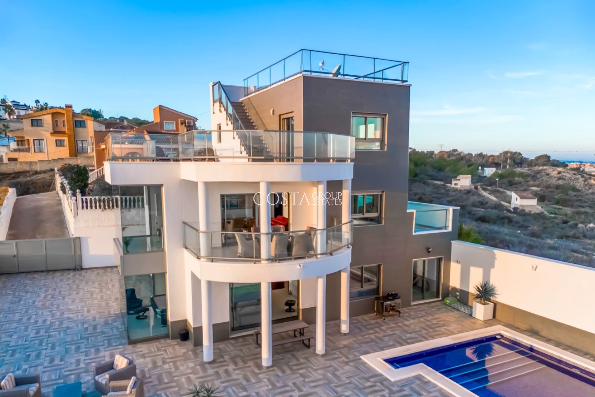 Resale - Villa -
Ciudad Quesada - La Marquesa Golf