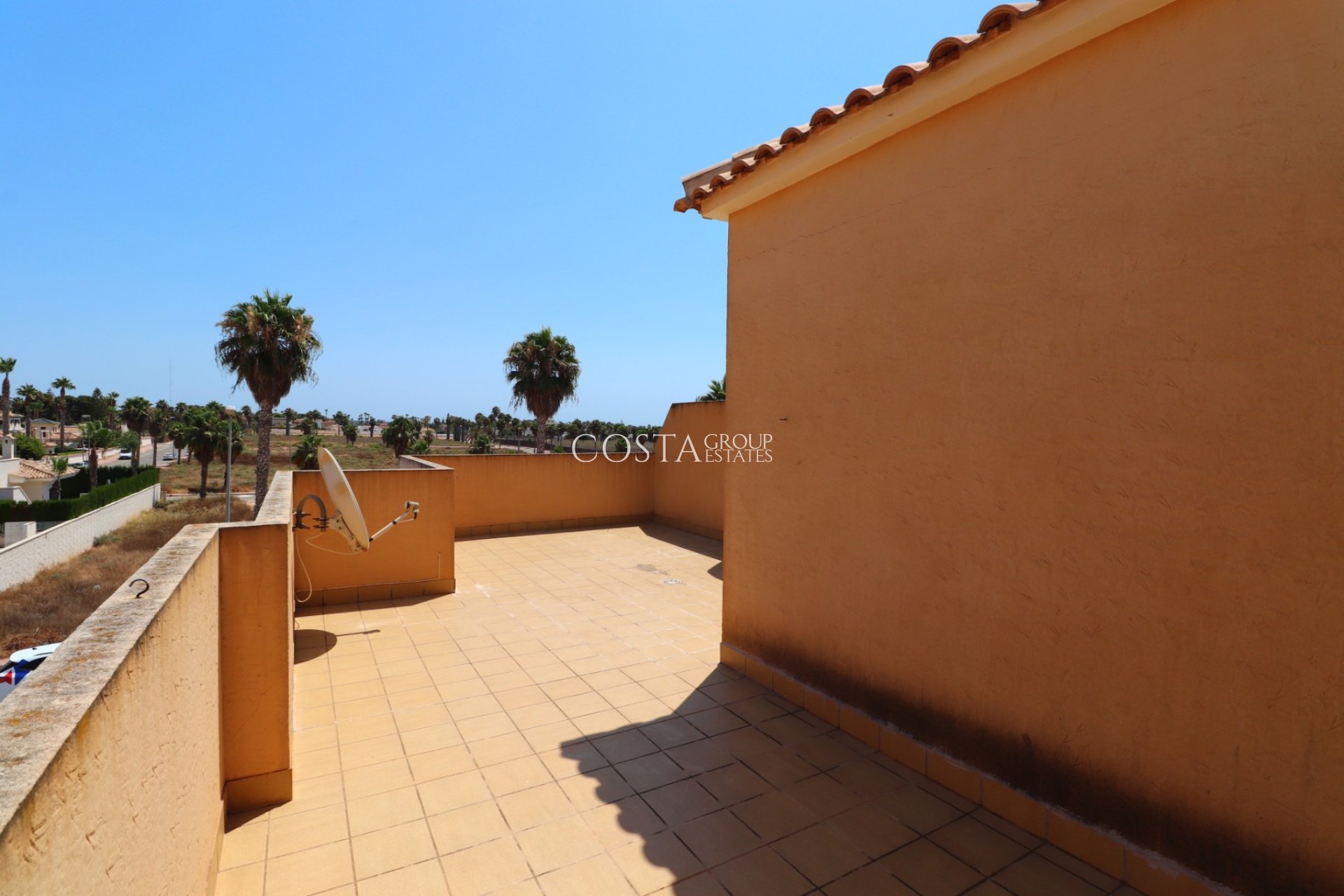 Resale - Villa -
Ciudad Quesada - Lo Marabú