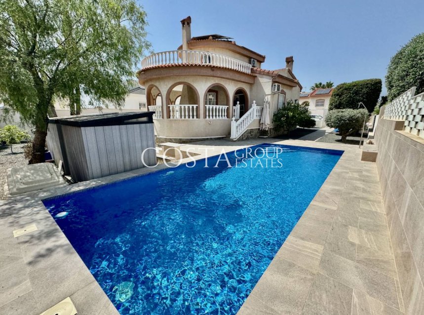 Resale - Villa -
Ciudad Quesada - Lo Pepin