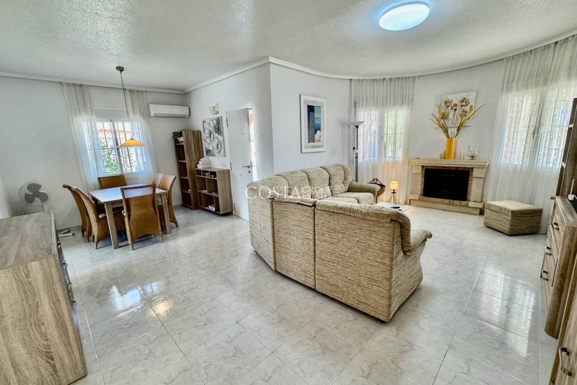 Resale - Villa -
Ciudad Quesada - Lo Pepin