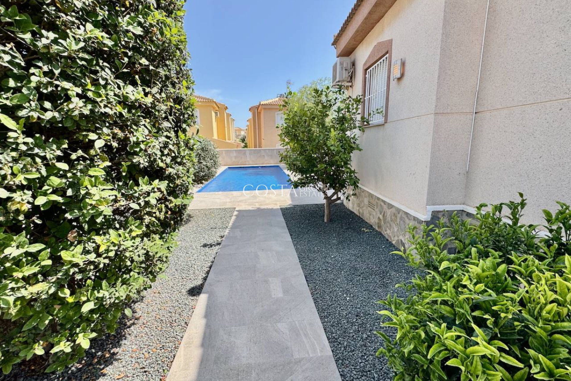 Resale - Villa -
Ciudad Quesada - Lo Pepin