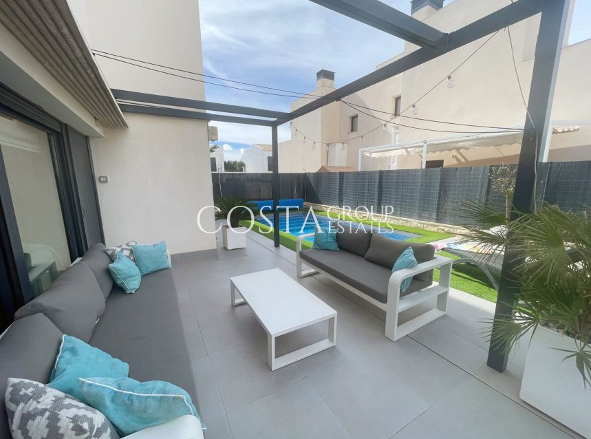 Resale - Villa -
Ciudad Quesada - Pueblo Bravo