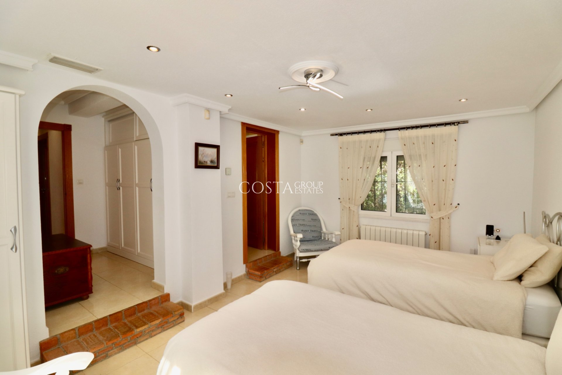 Resale - Villa -
Ciudad Quesada - Quesada Center