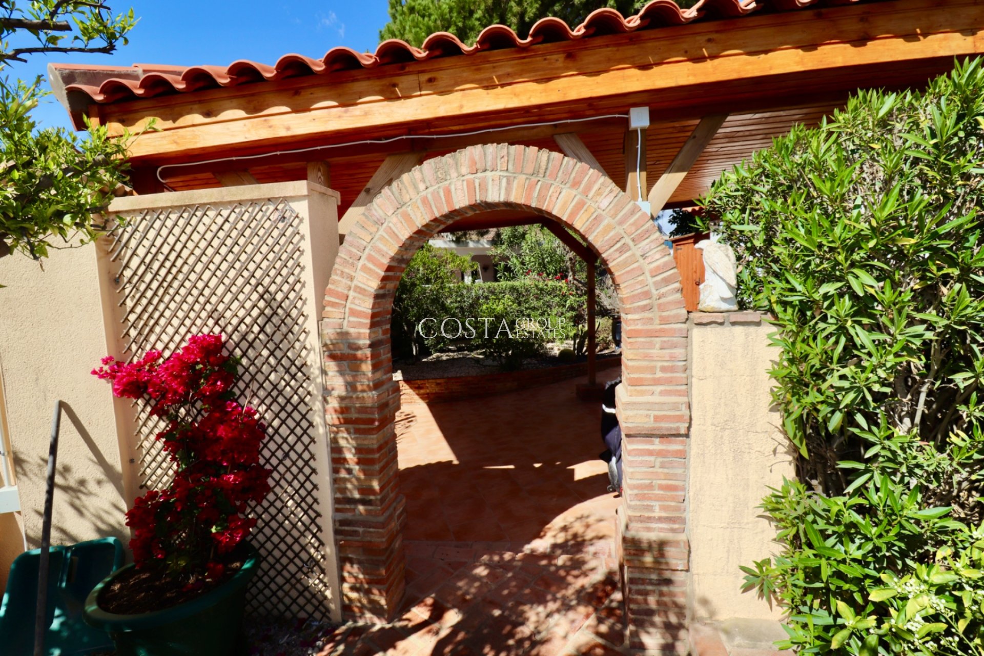 Resale - Villa -
Ciudad Quesada - Quesada Center