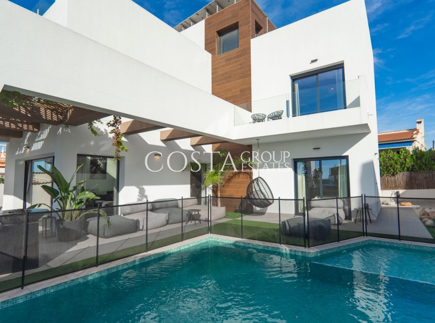 Resale - Villa -
Ciudad Quesada - Town Center