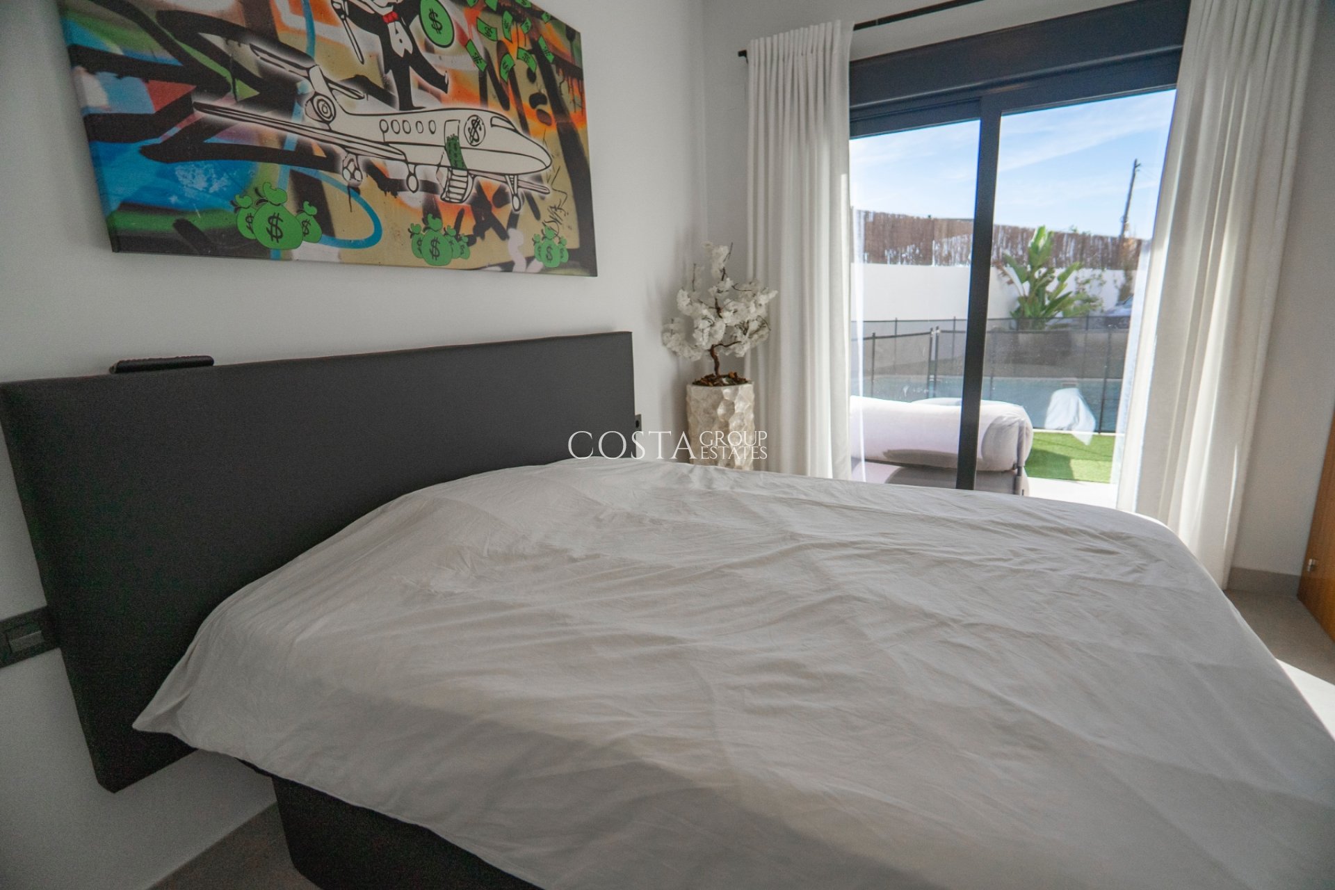 Resale - Villa -
Ciudad Quesada - Town Center