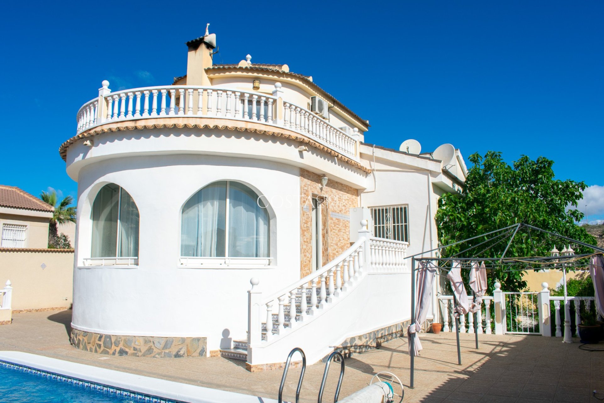 Resale - Villa -
Ciudad Quesada - Urbanizaciones