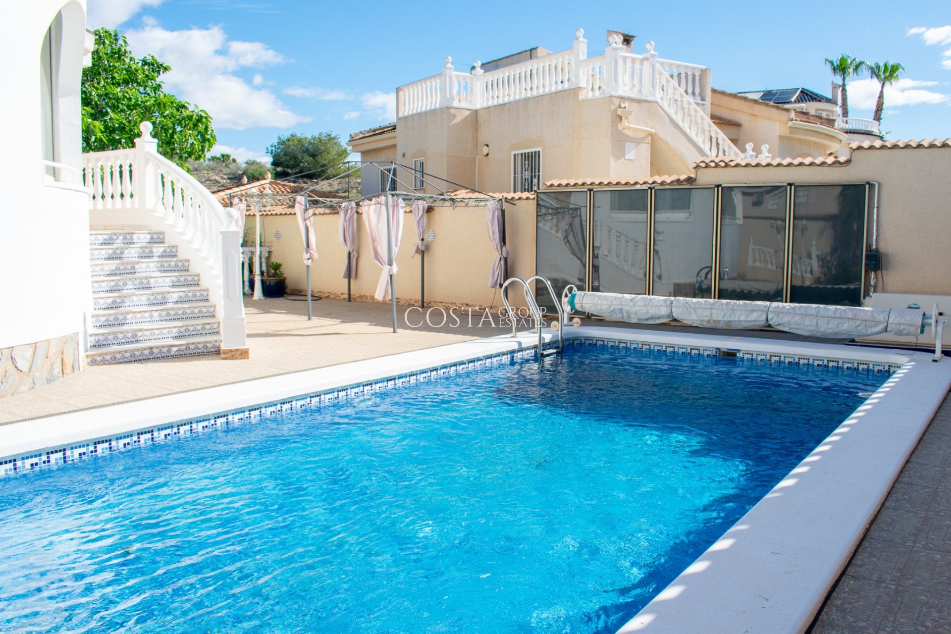 Resale - Villa -
Ciudad Quesada - Urbanizaciones