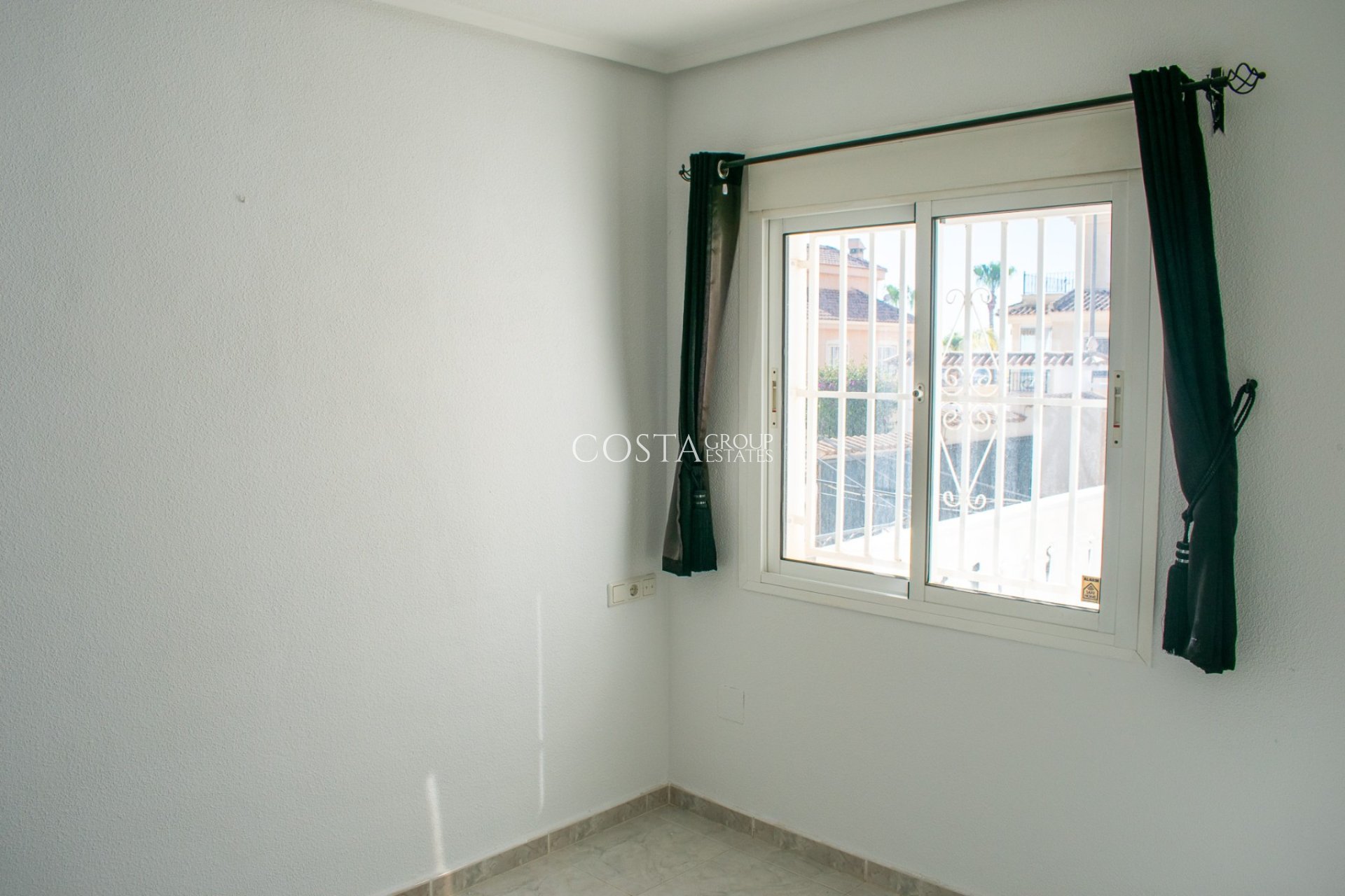 Resale - Villa -
Ciudad Quesada - Urbanizaciones