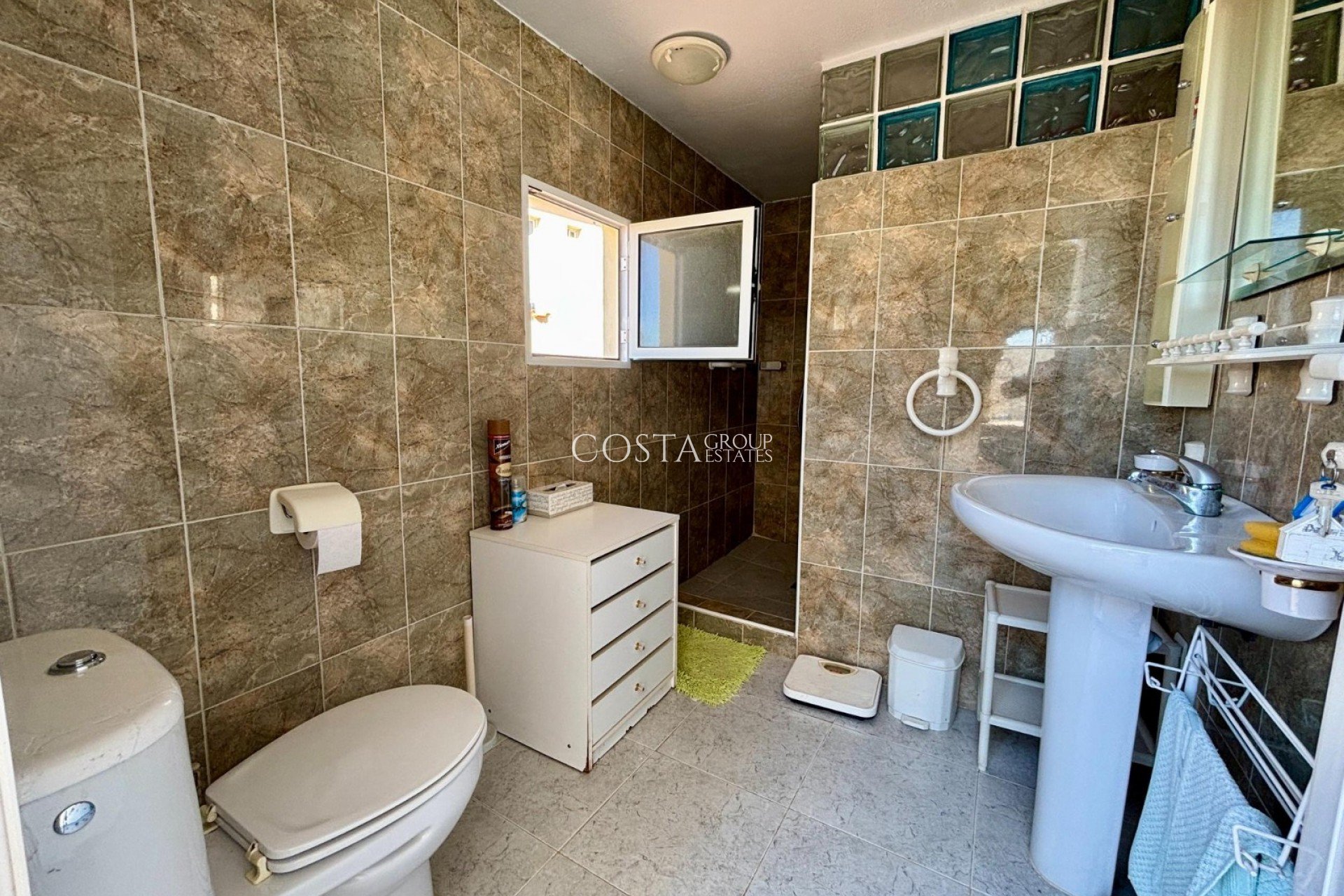 Resale - Villa -
Ciudad Quesada