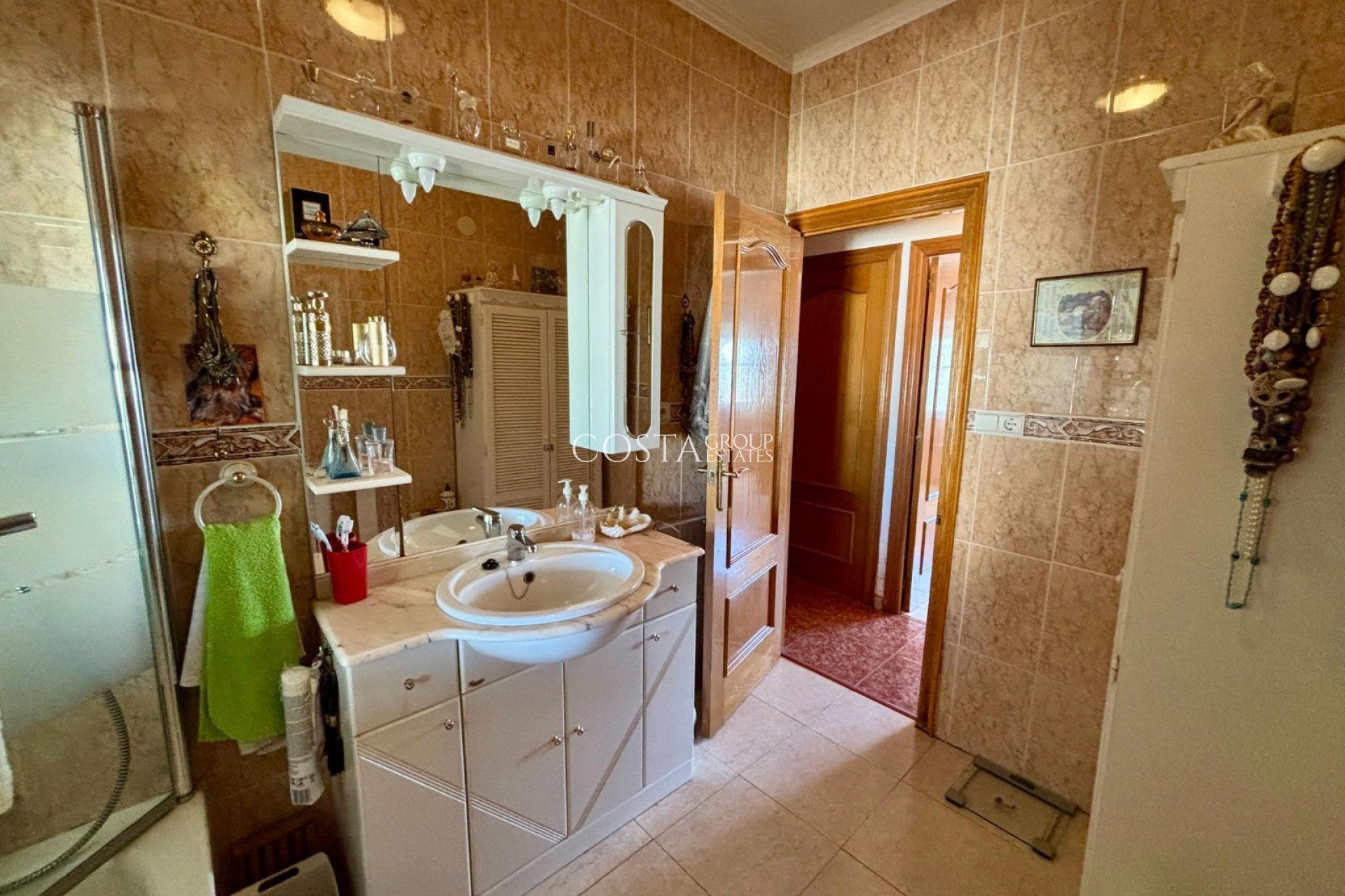 Resale - Villa -
Ciudad Quesada