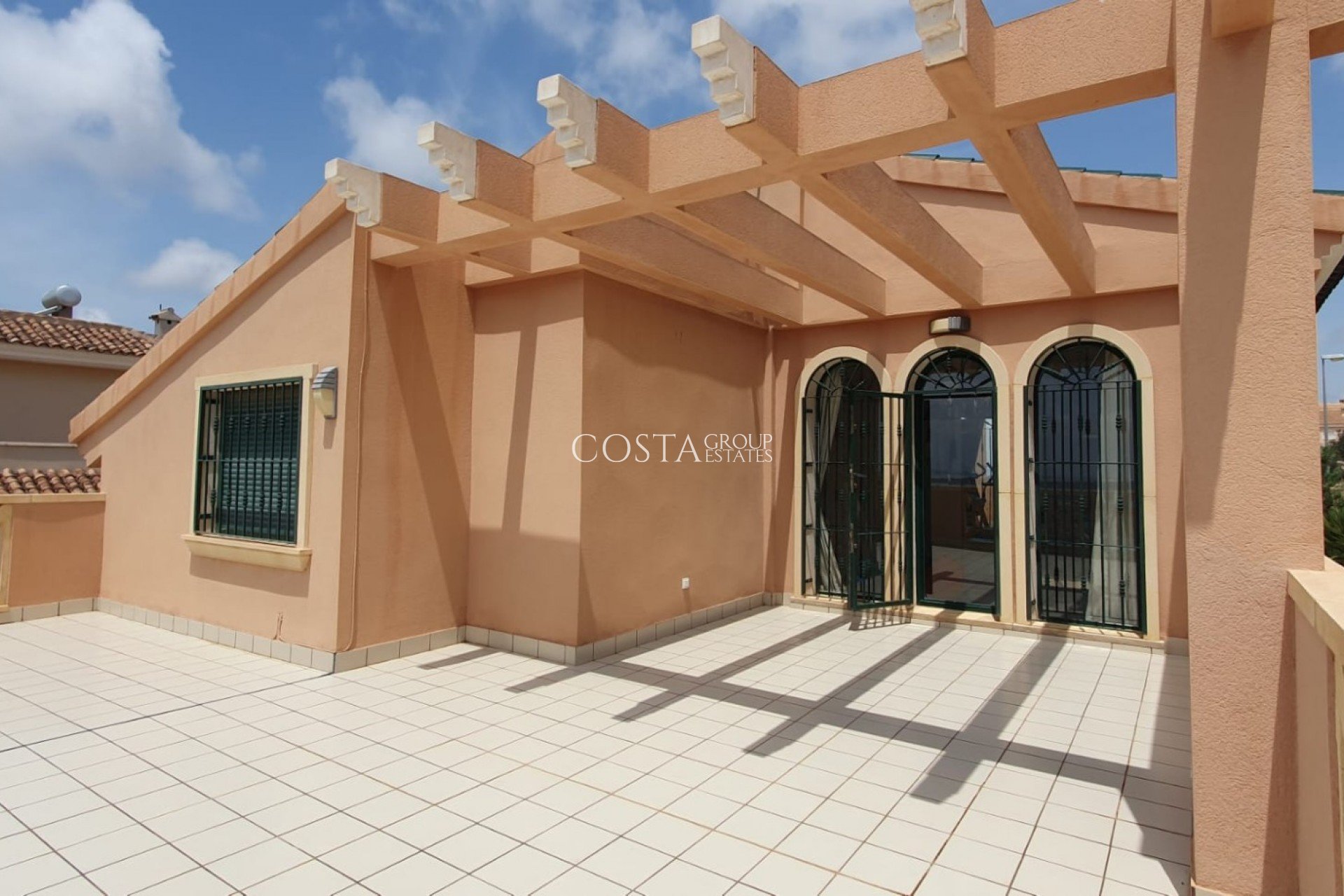 Resale - Villa -
Ciudad Quesada