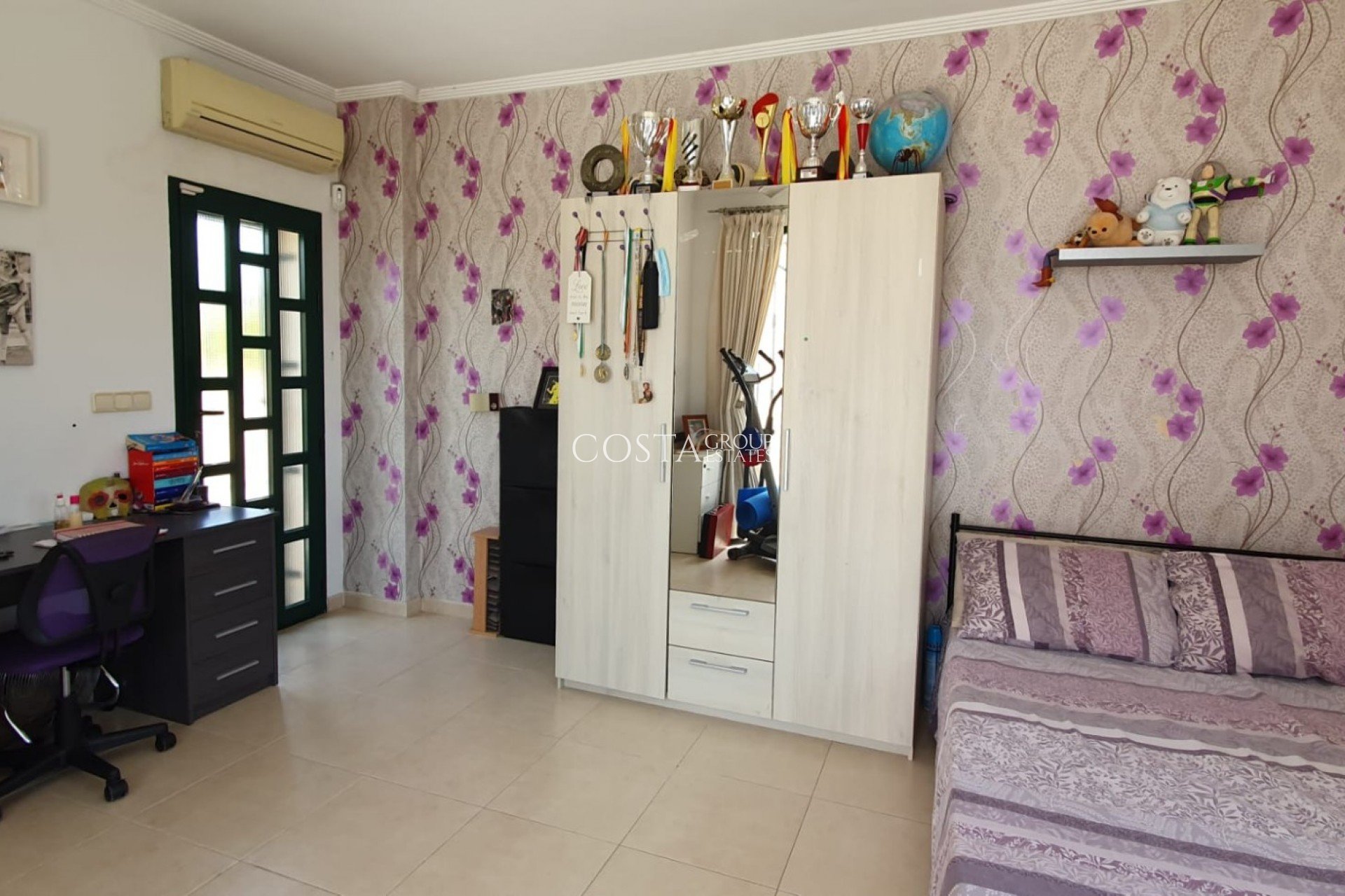 Resale - Villa -
Ciudad Quesada