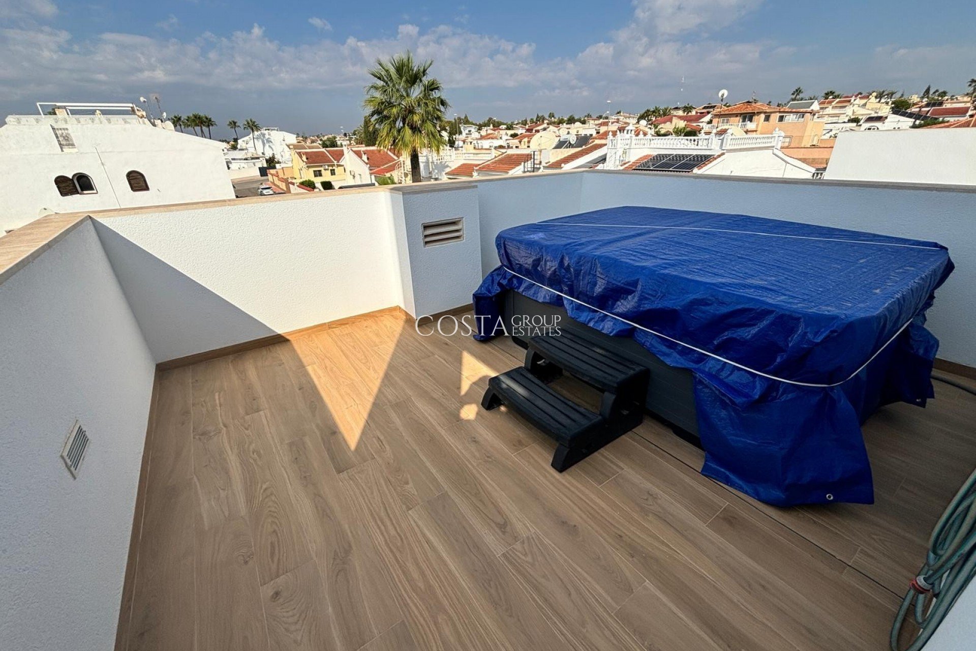 Resale - Villa -
Ciudad Quesada