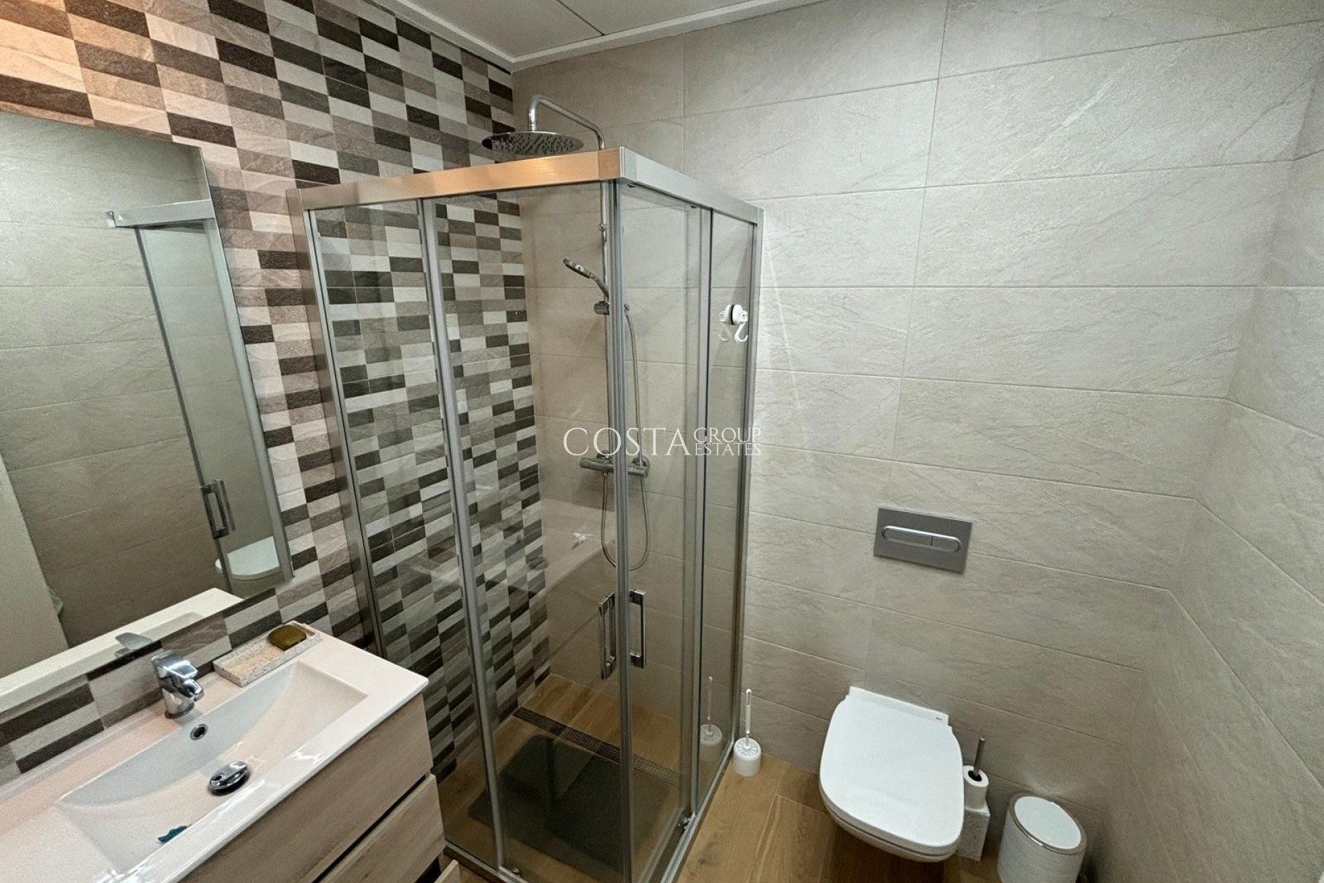 Resale - Villa -
Ciudad Quesada