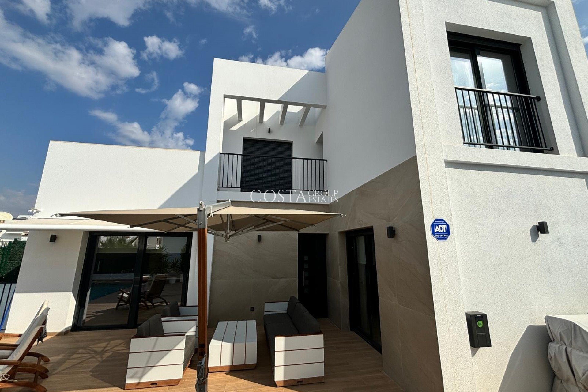 Resale - Villa -
Ciudad Quesada