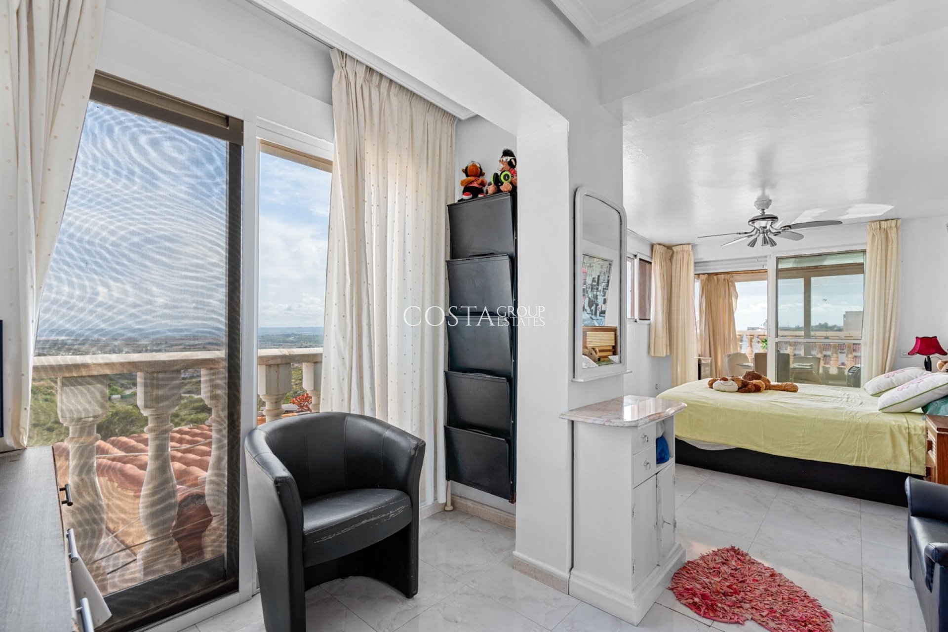 Resale - Villa -
Ciudad Quesada