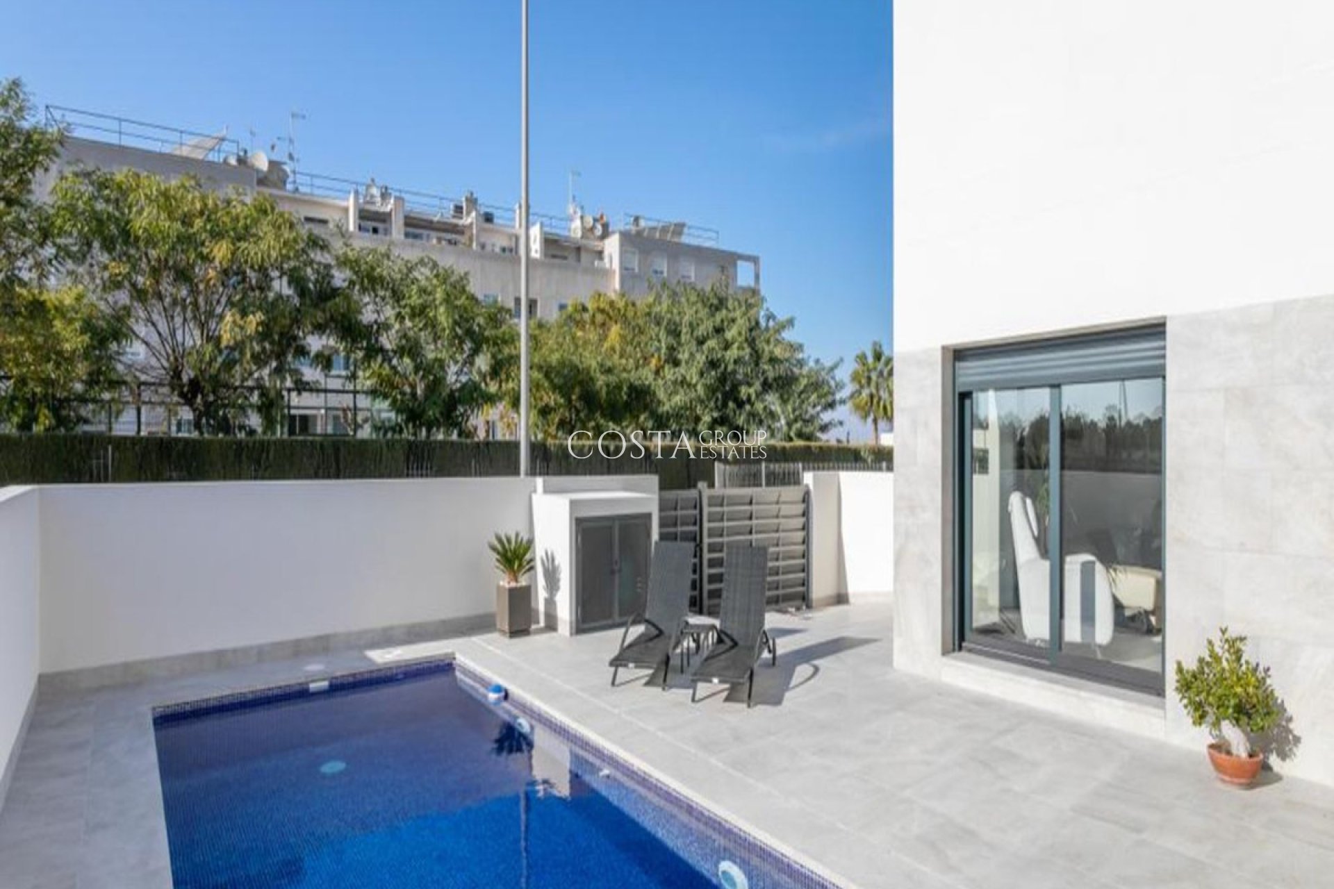 Resale - Villa -
Daya Nueva - Daya Nueva Centro