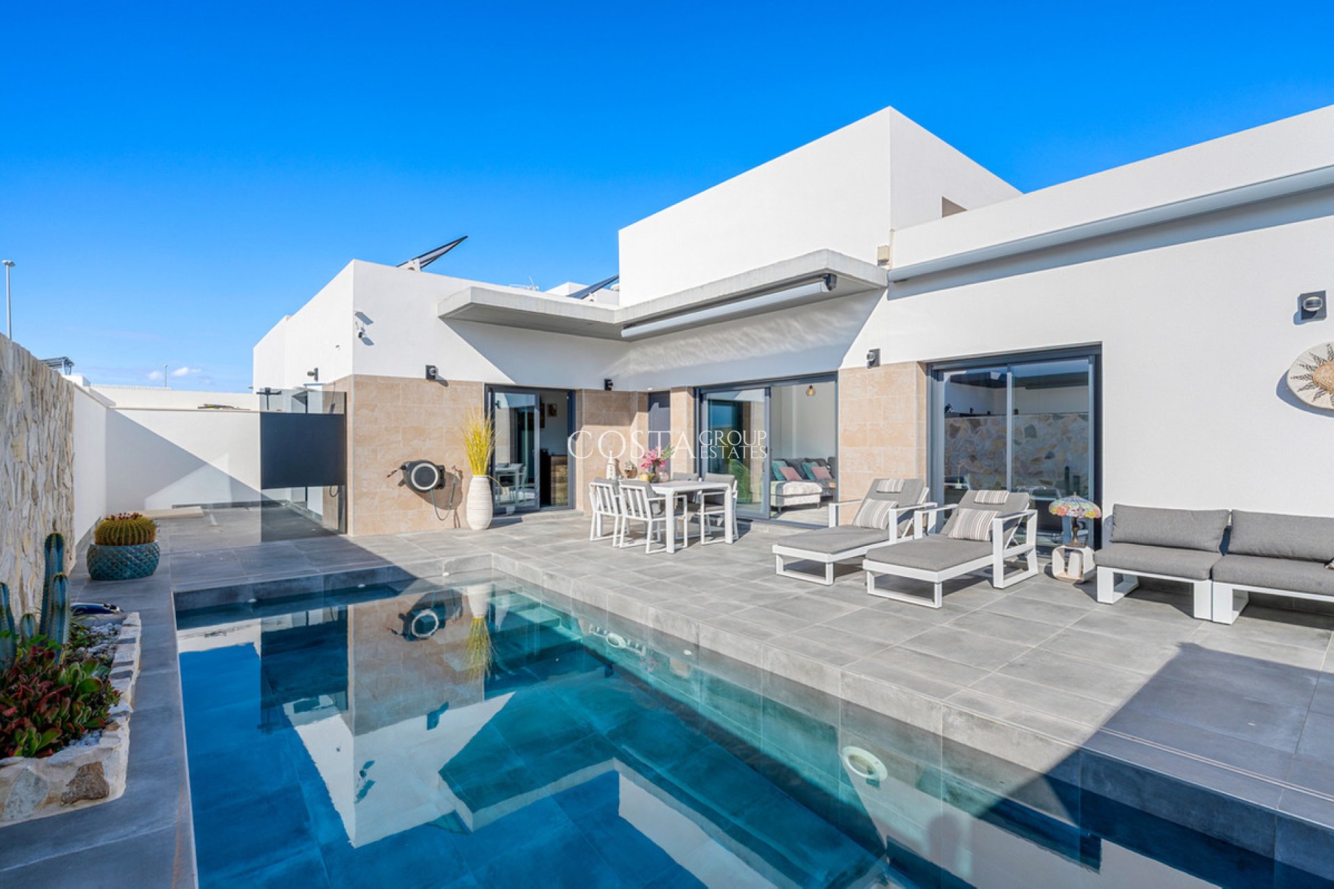 Resale - Villa -
Daya Nueva - Daya Nueva Centro