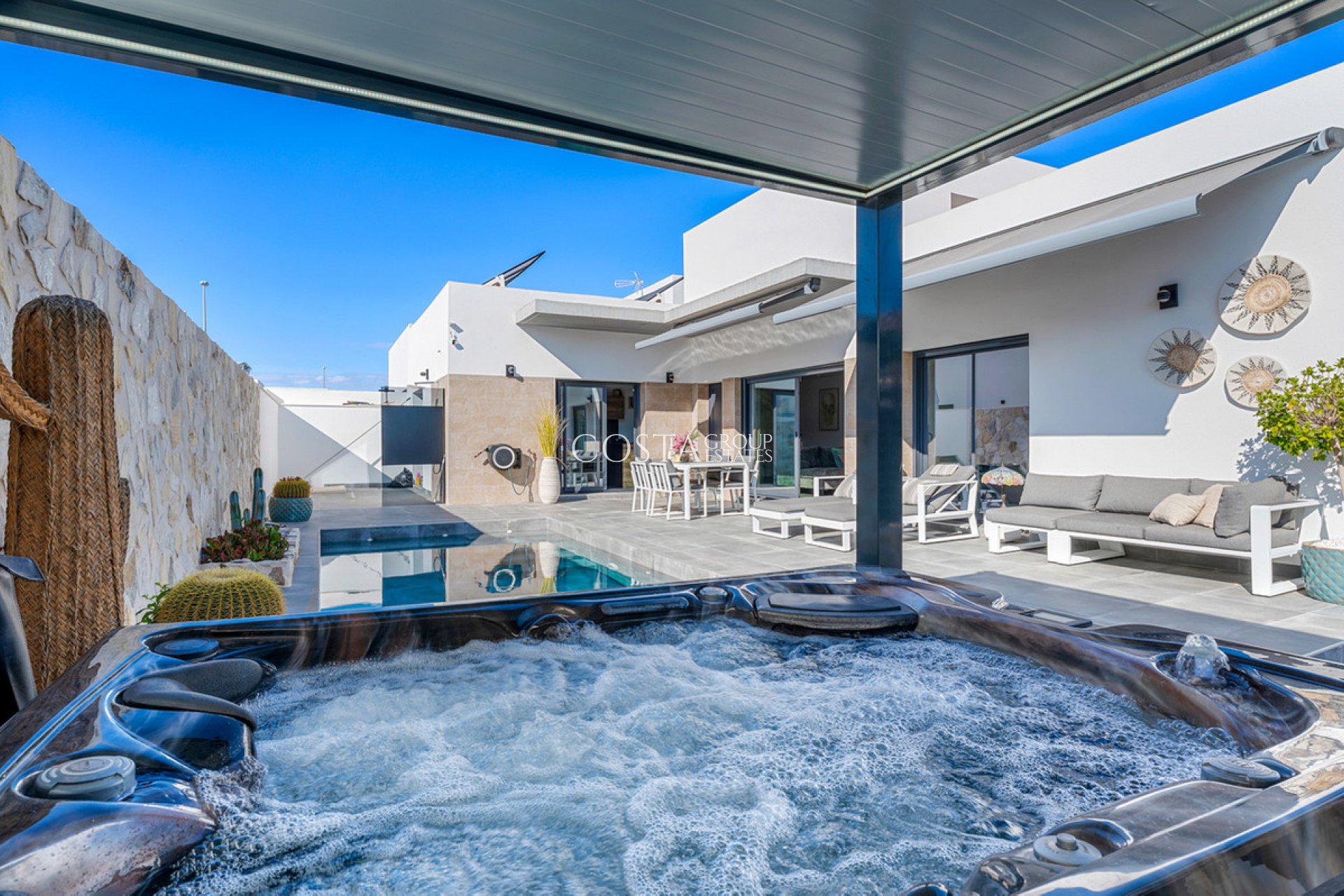 Resale - Villa -
Daya Nueva - Daya Nueva Centro