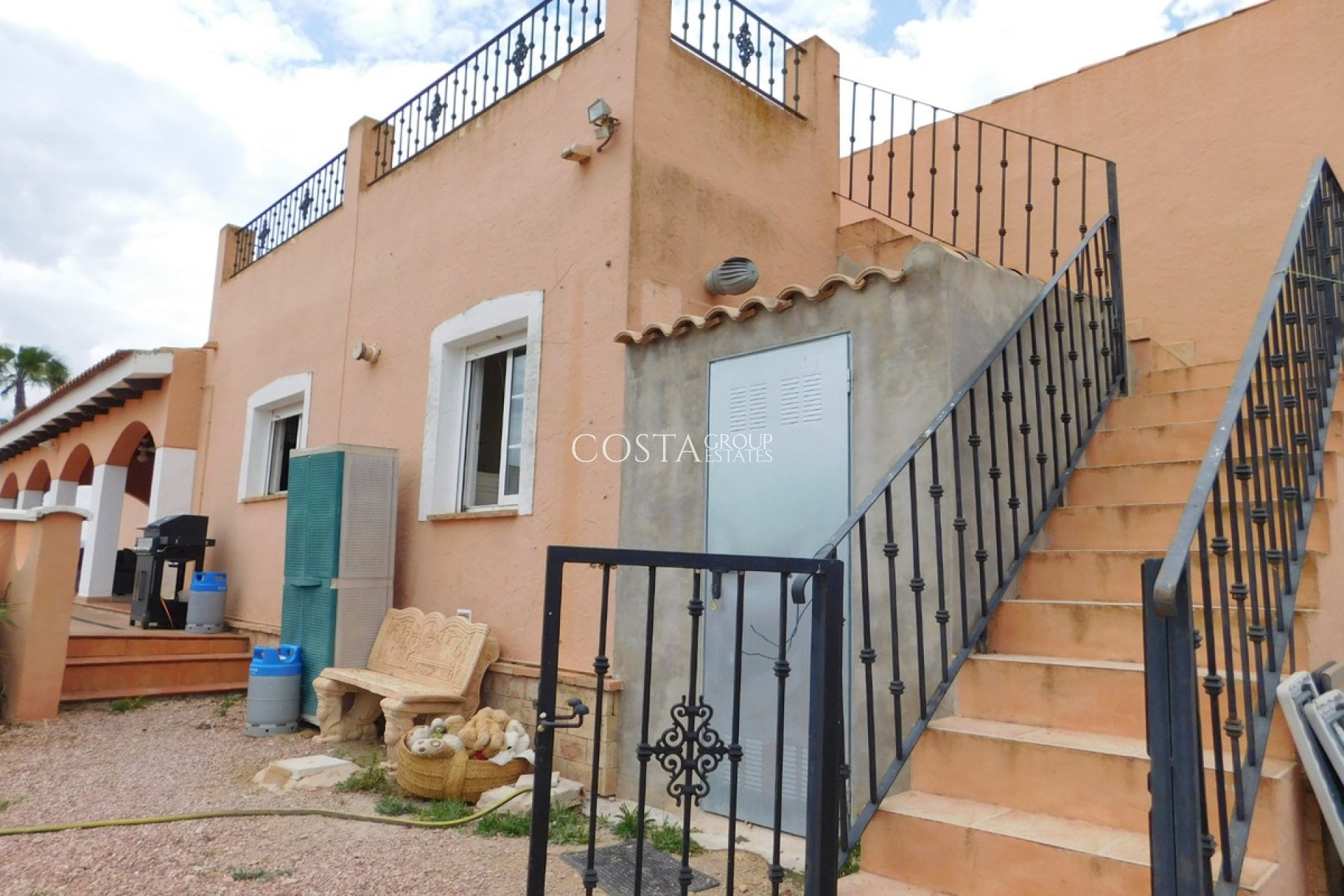 Resale - Villa -
Dolores - Dolores Centro